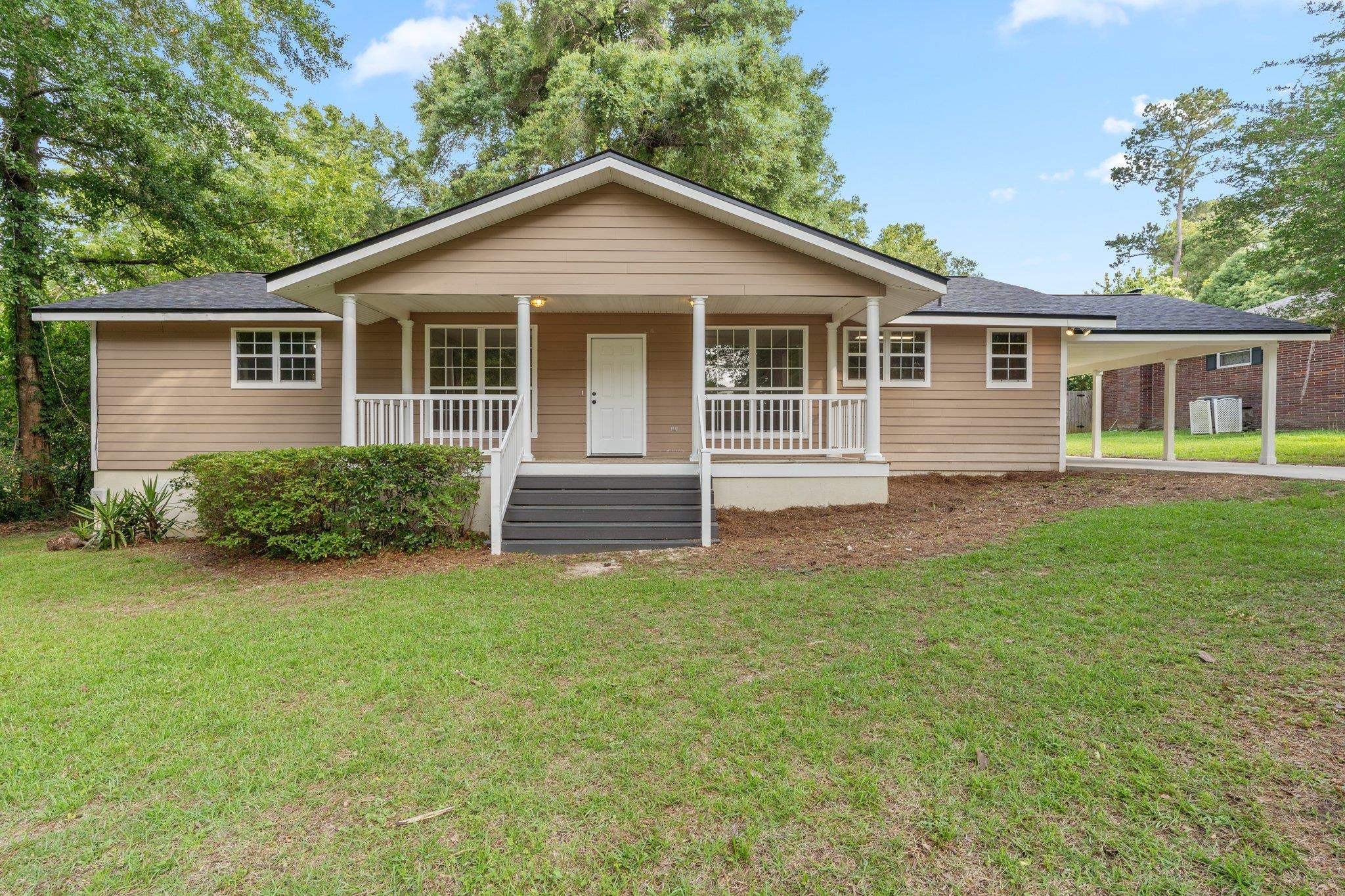 2103 Queenswood Drive