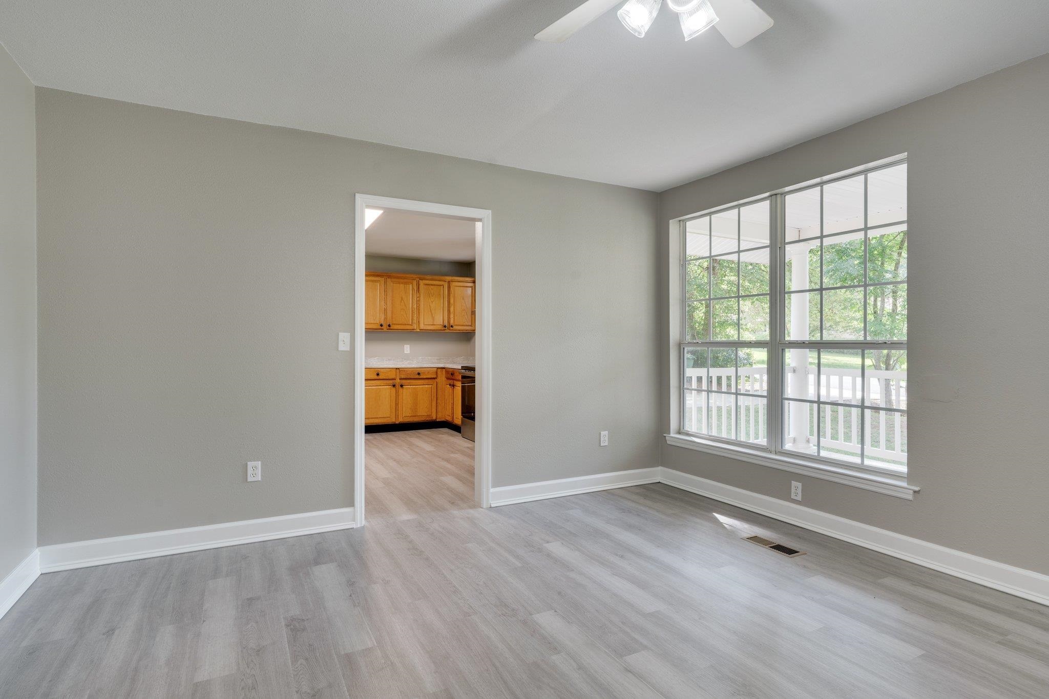 2103 Queenswood Drive