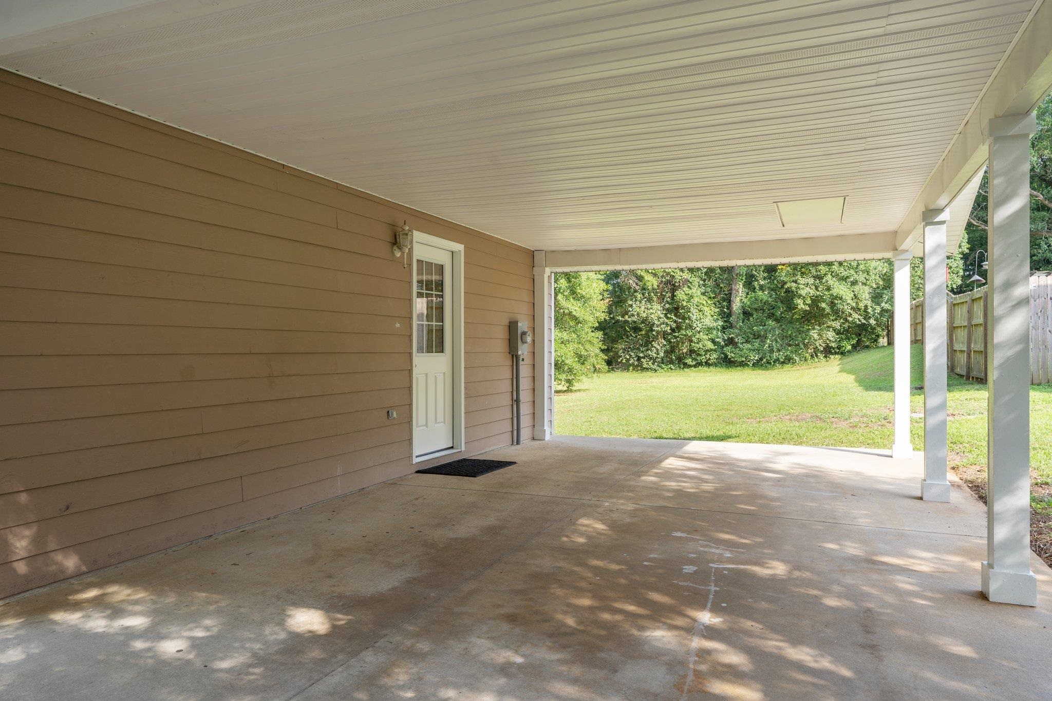 2103 Queenswood Drive