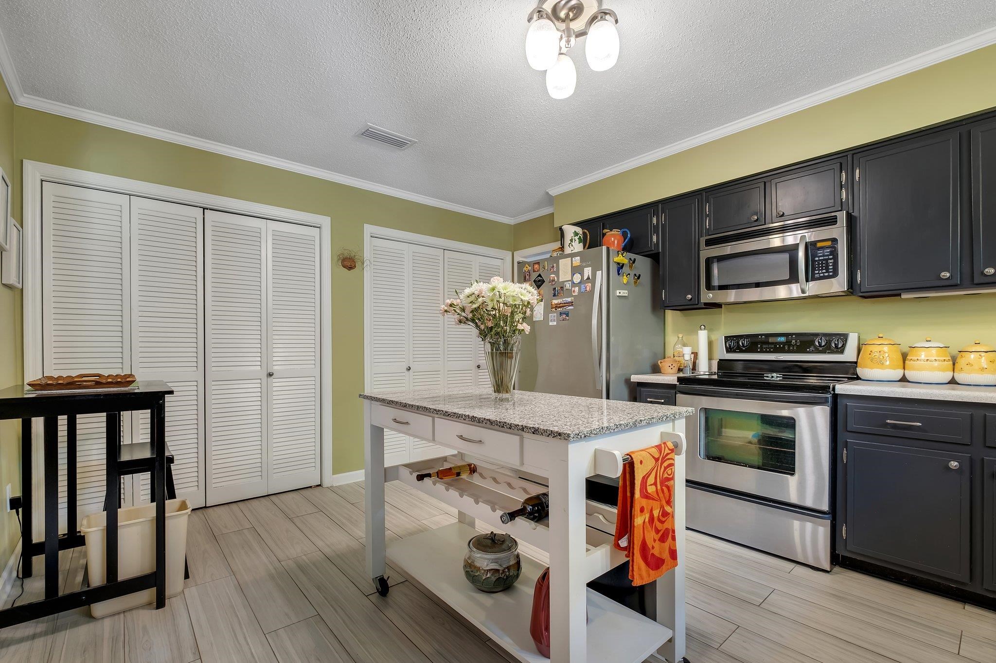 2920 Edenderry Drive