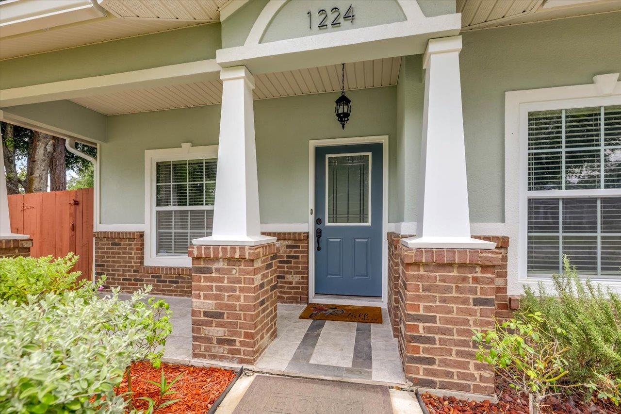 1224 Athens Court