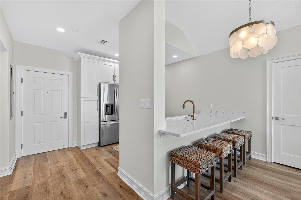 300 S Duval Unit: 2209