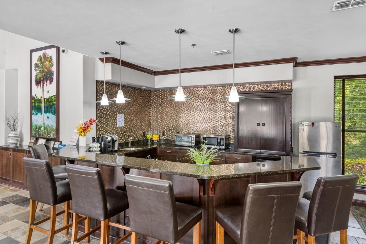 1964 Greencastle Lane Unit: 701