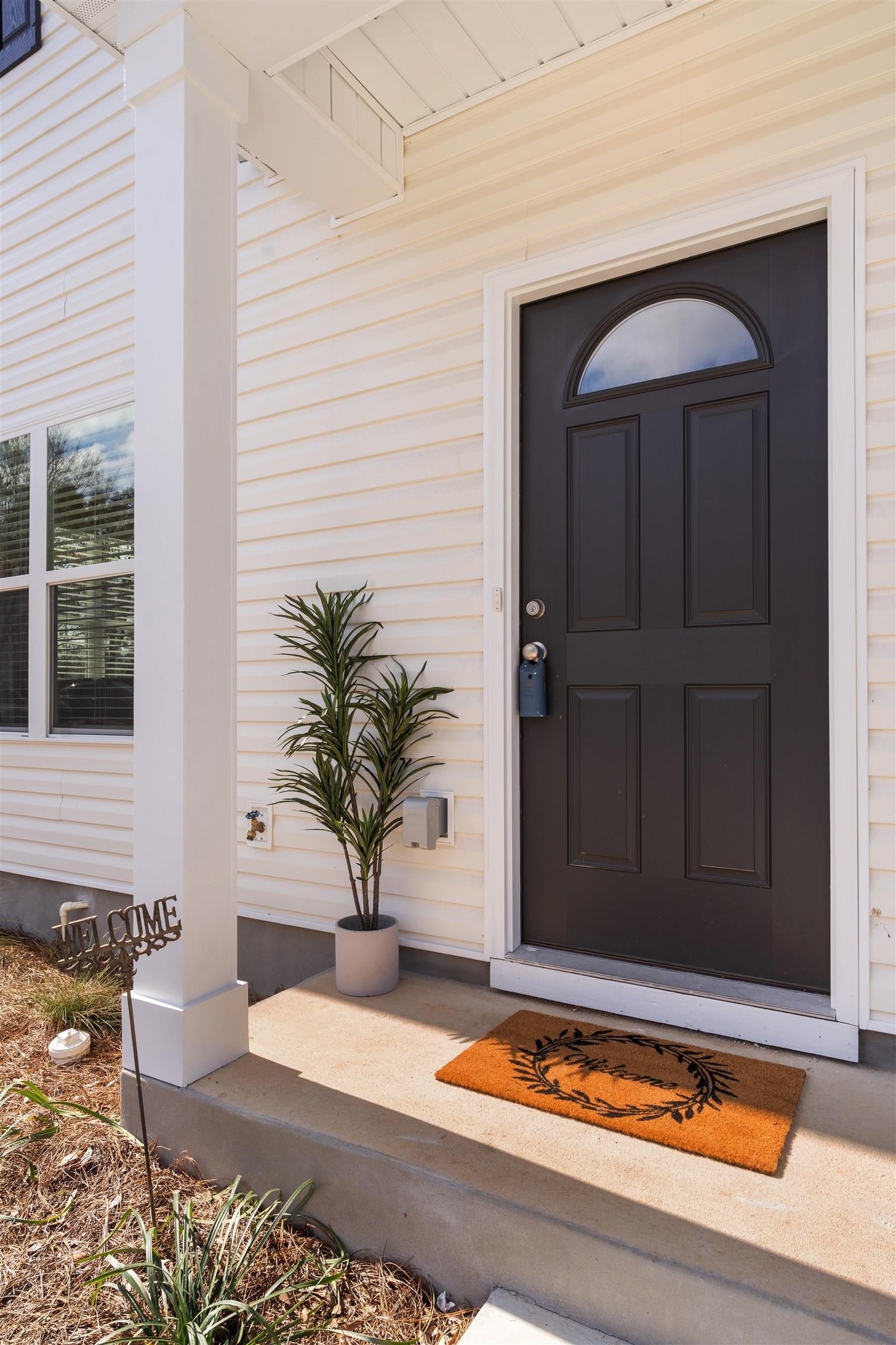 1966 Greencastle Lane Unit: 702