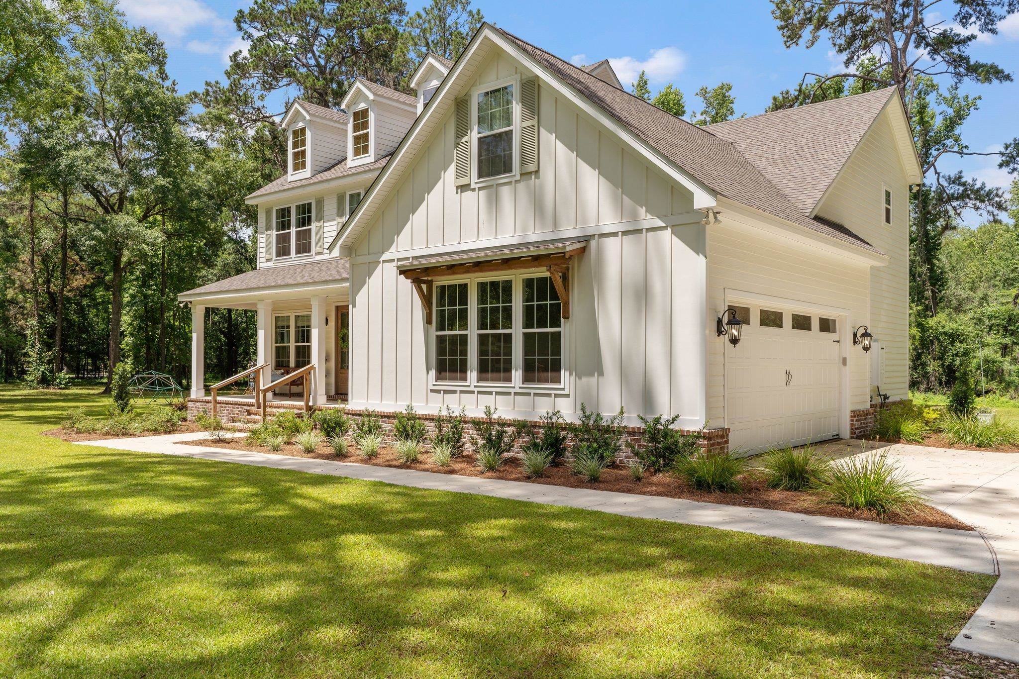 9270 Carr Lane Aerie