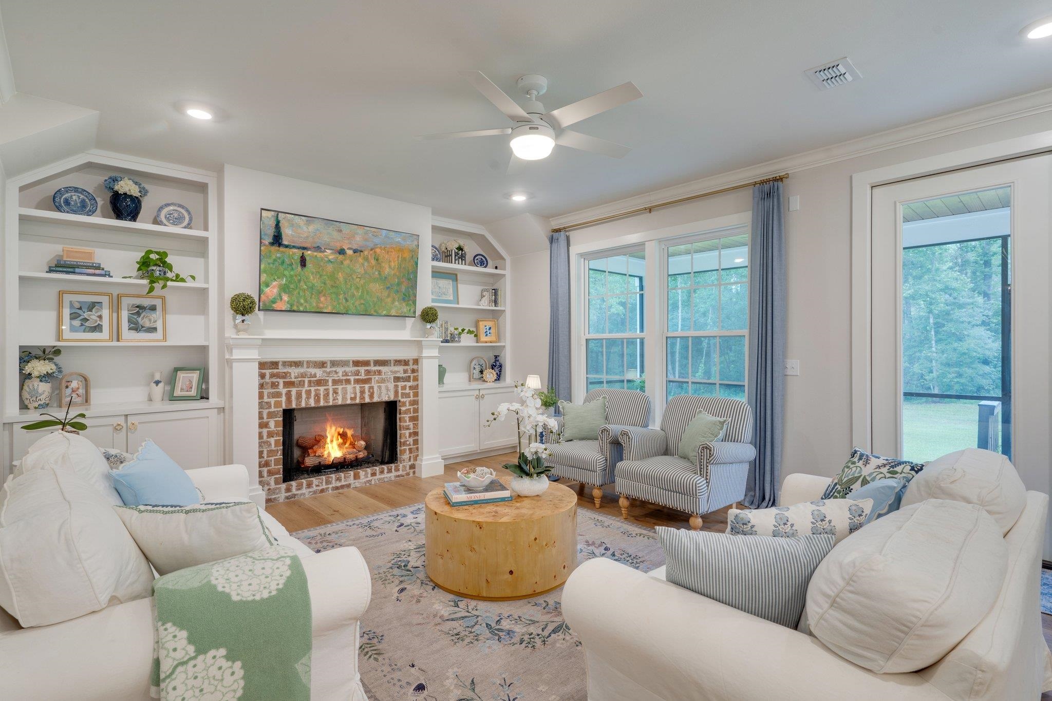9270 Carr Lane Aerie
