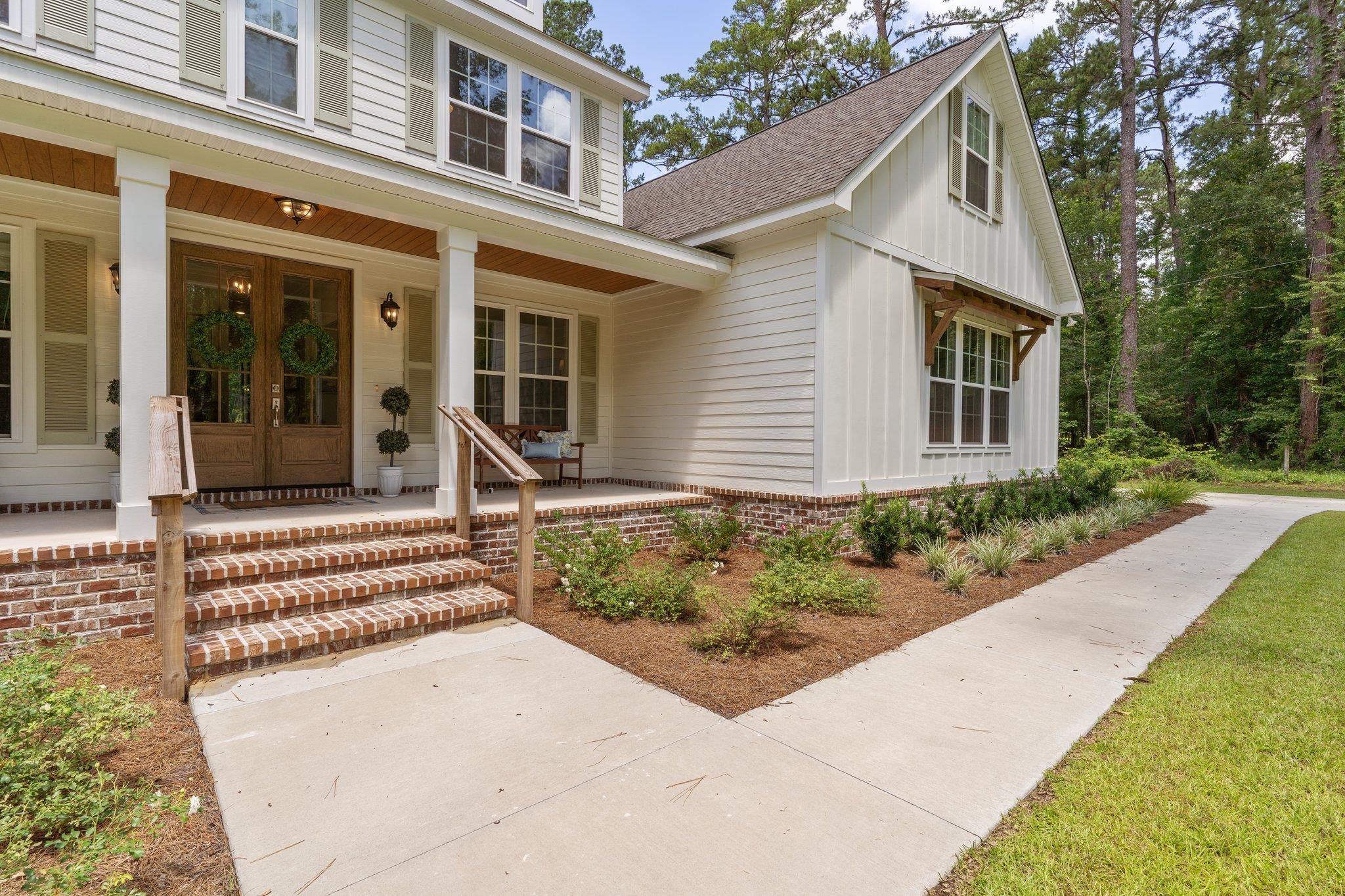 9270 Carr Lane Aerie