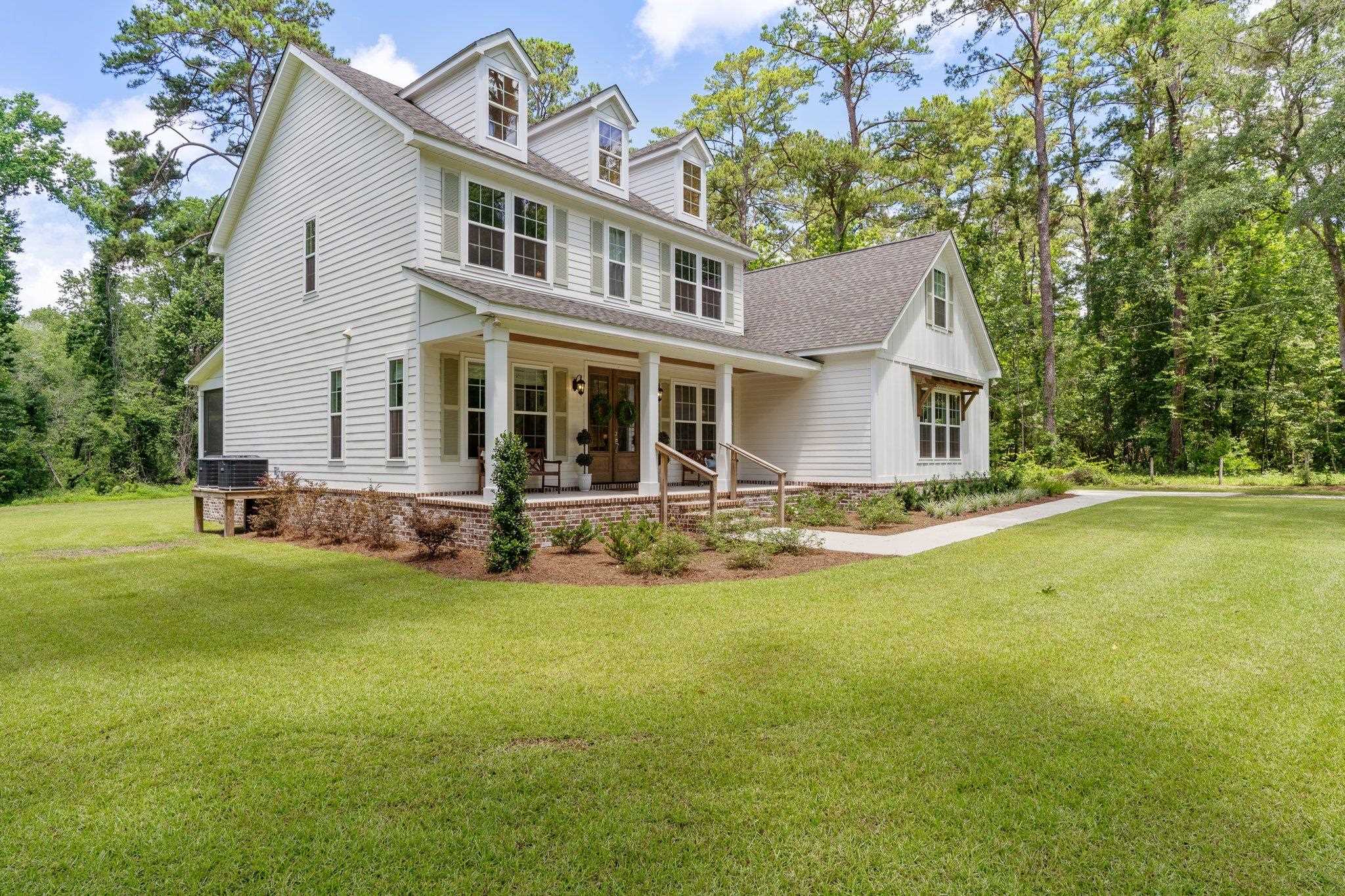 9270 Carr Lane Aerie
