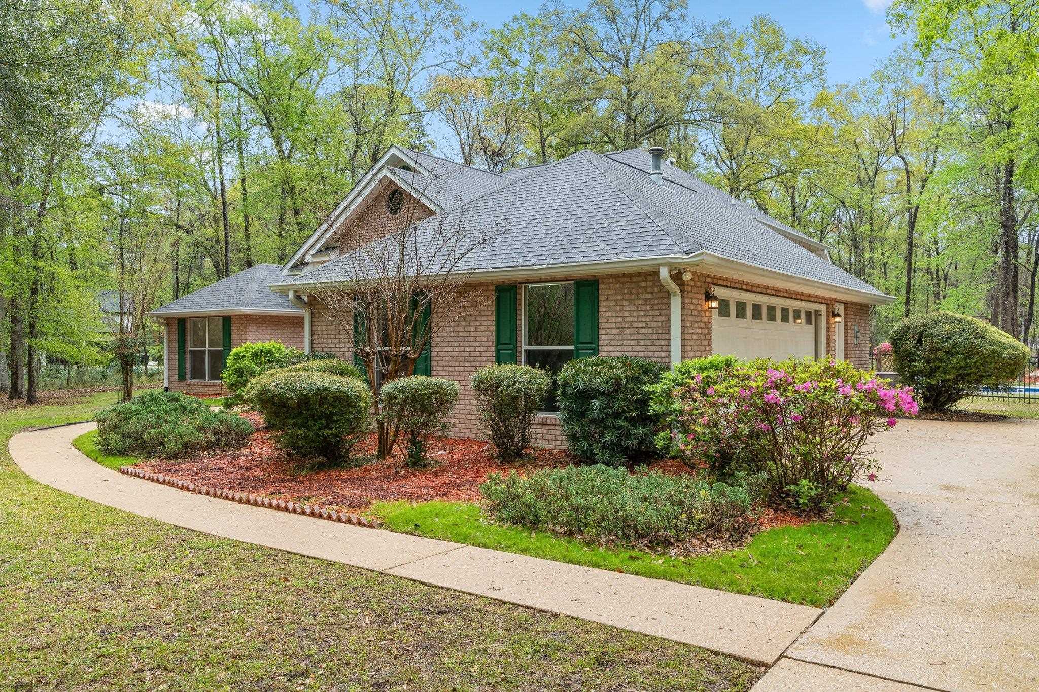 2211 Ten Oaks Drive
