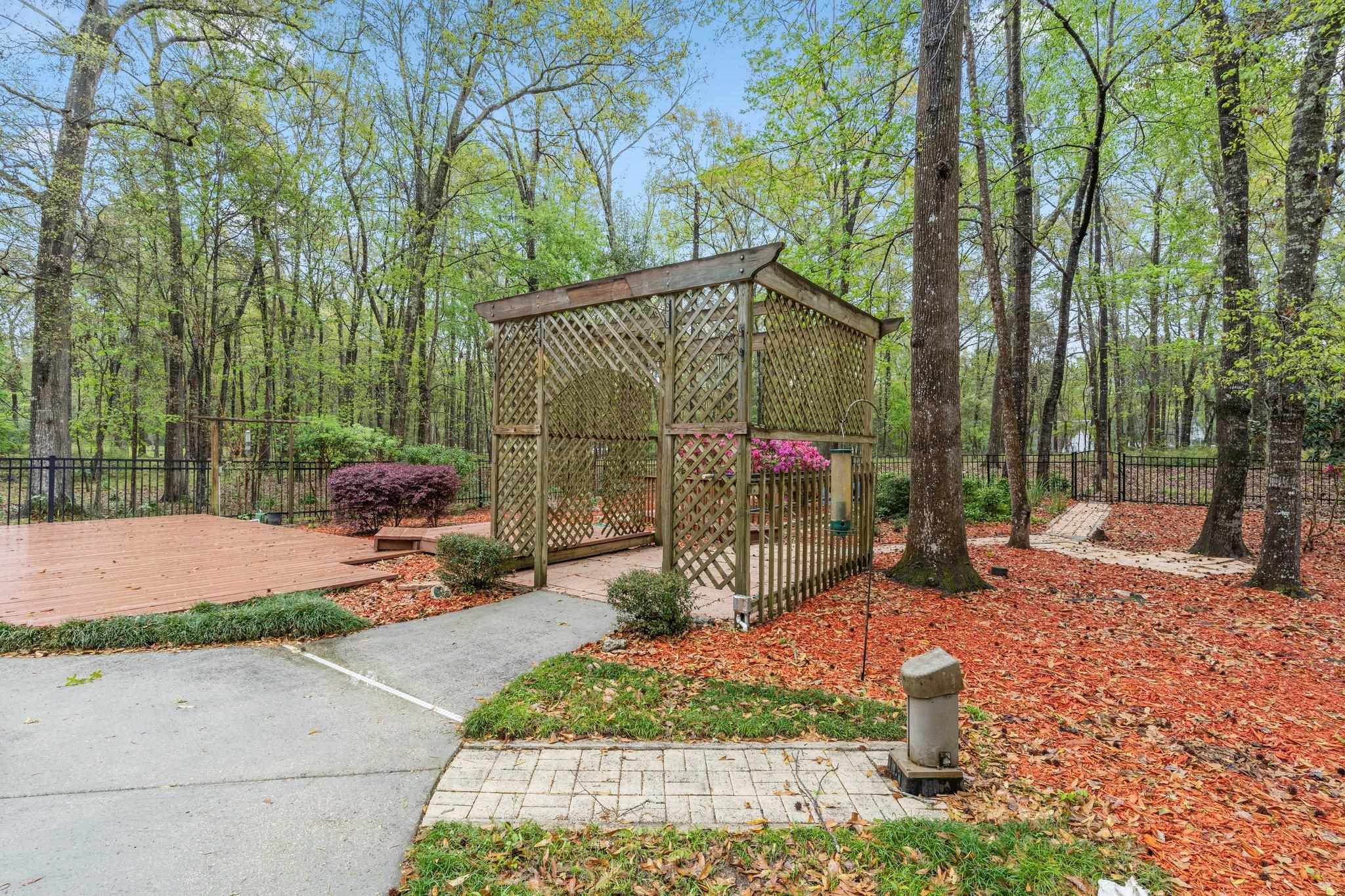 2211 Ten Oaks Drive