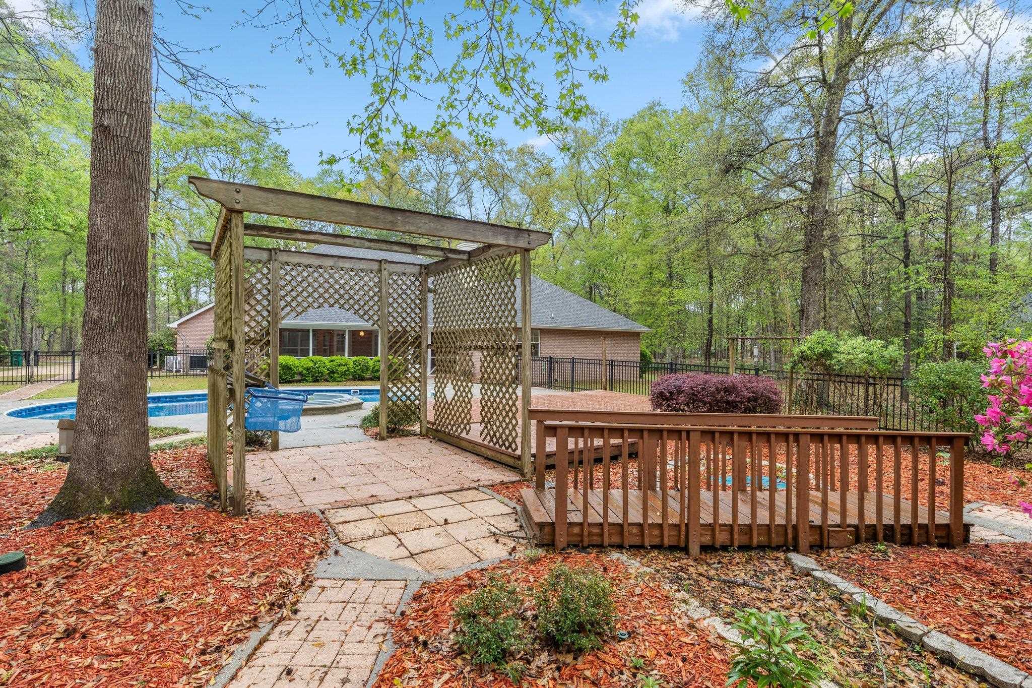 2211 Ten Oaks Drive