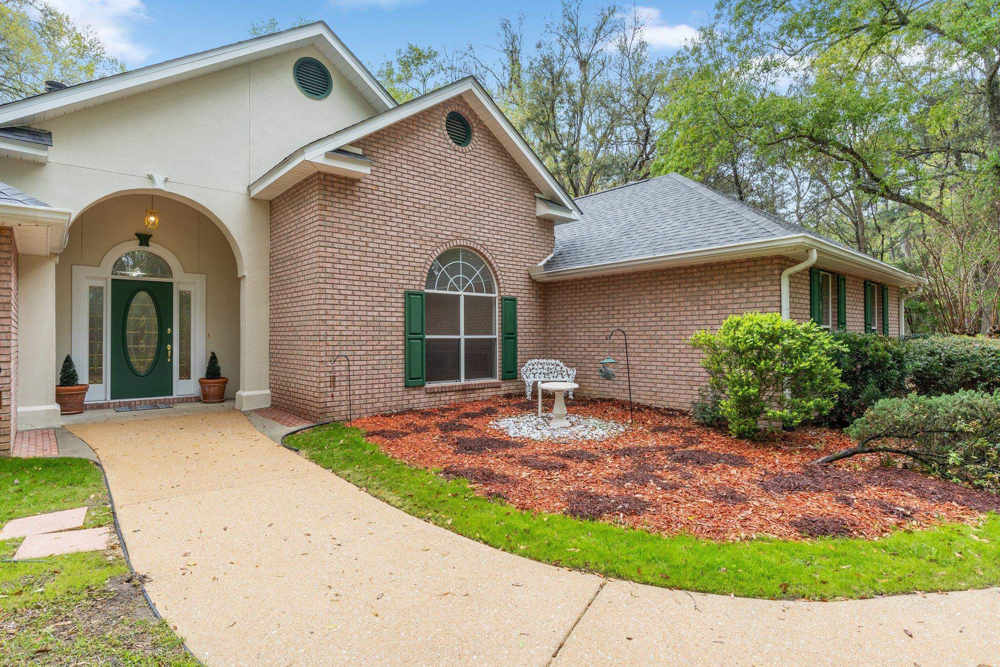 2211 Ten Oaks Drive
