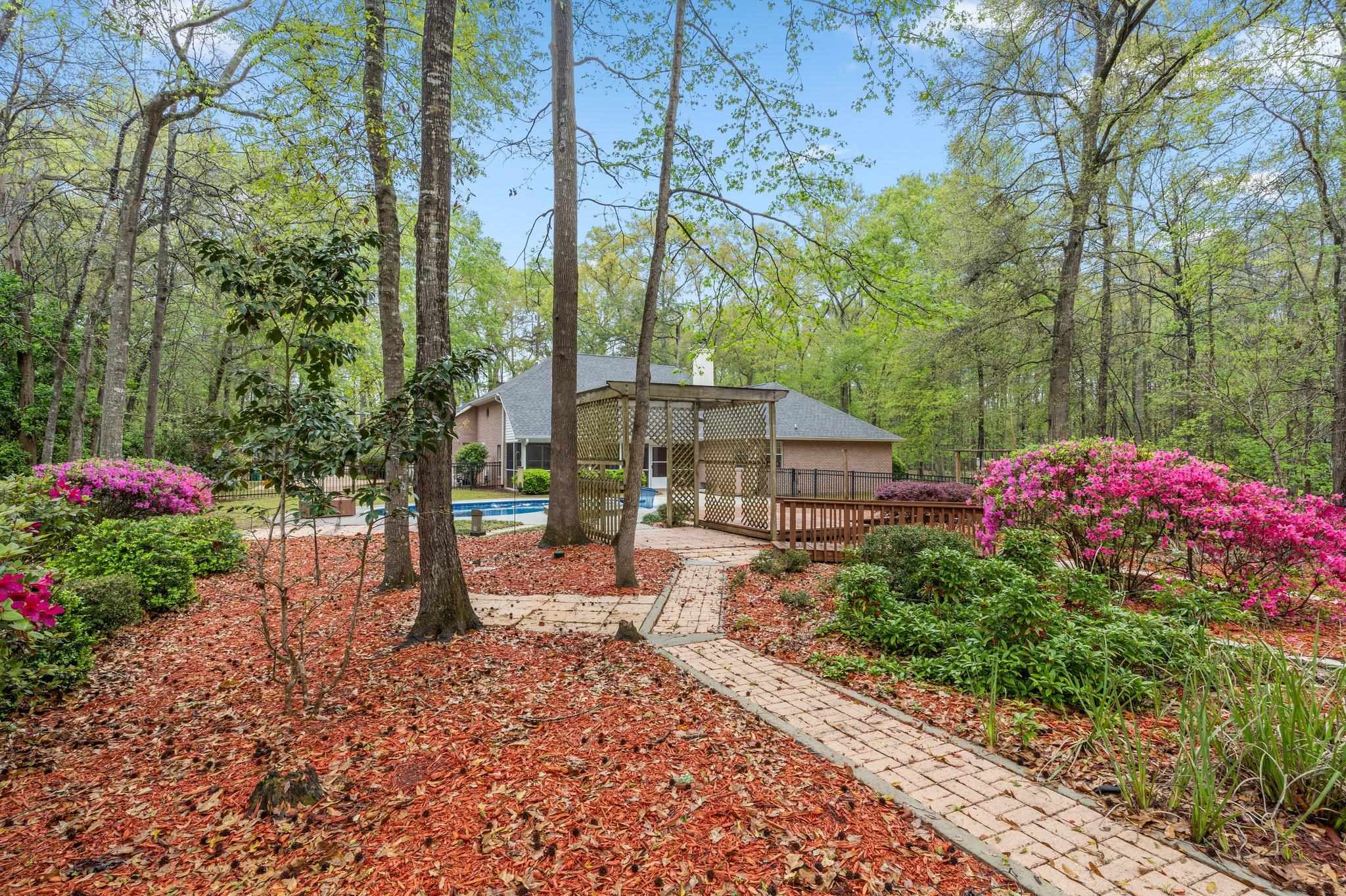2211 Ten Oaks Drive