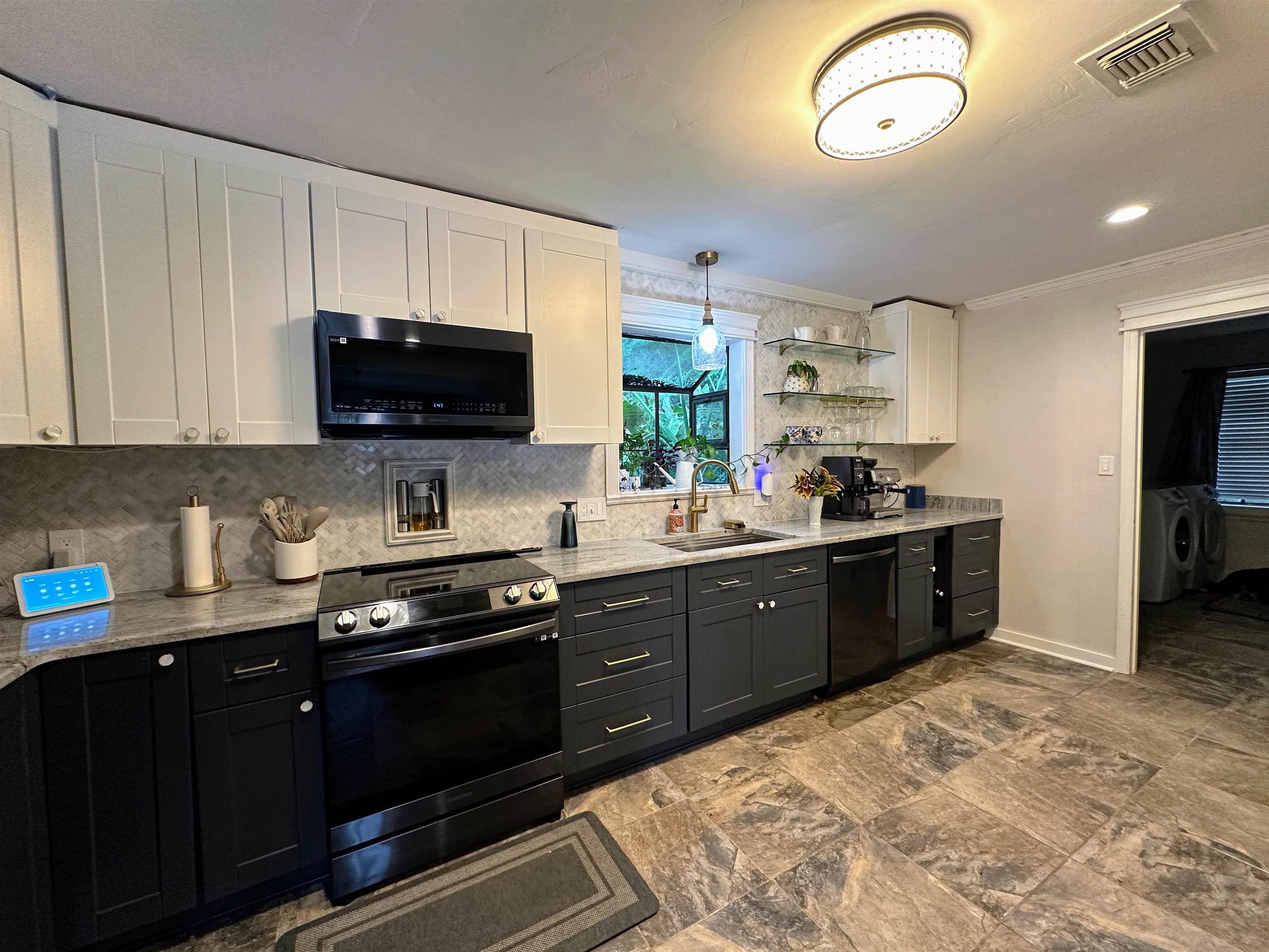 2041 Ted Hines Drive