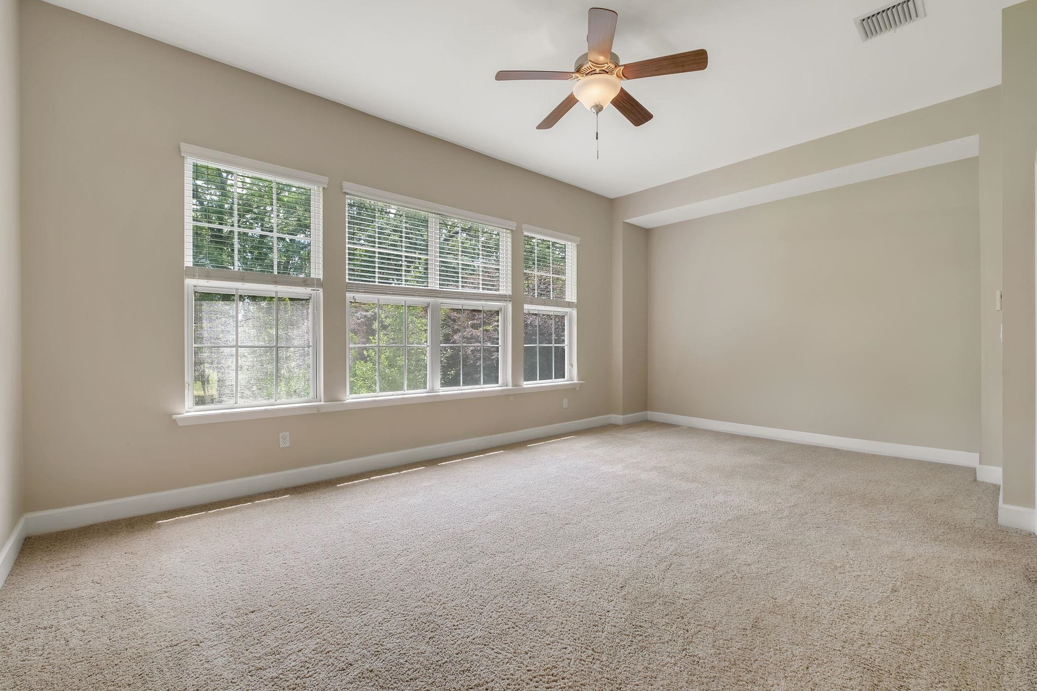 2413 Goldenrod Way
