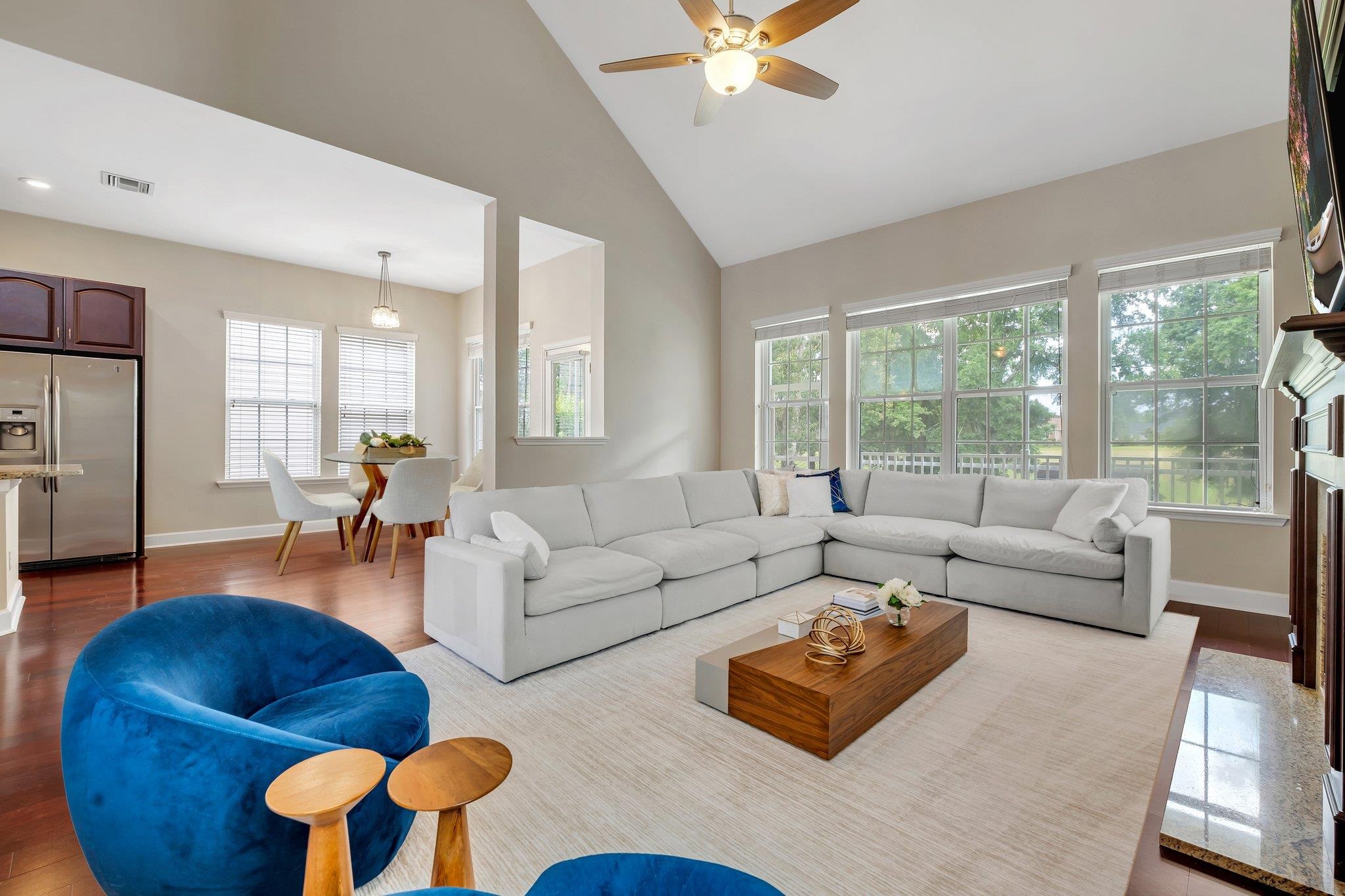 2413 Goldenrod Way