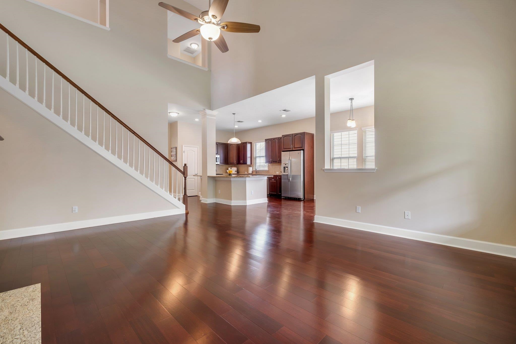 2413 Goldenrod Way