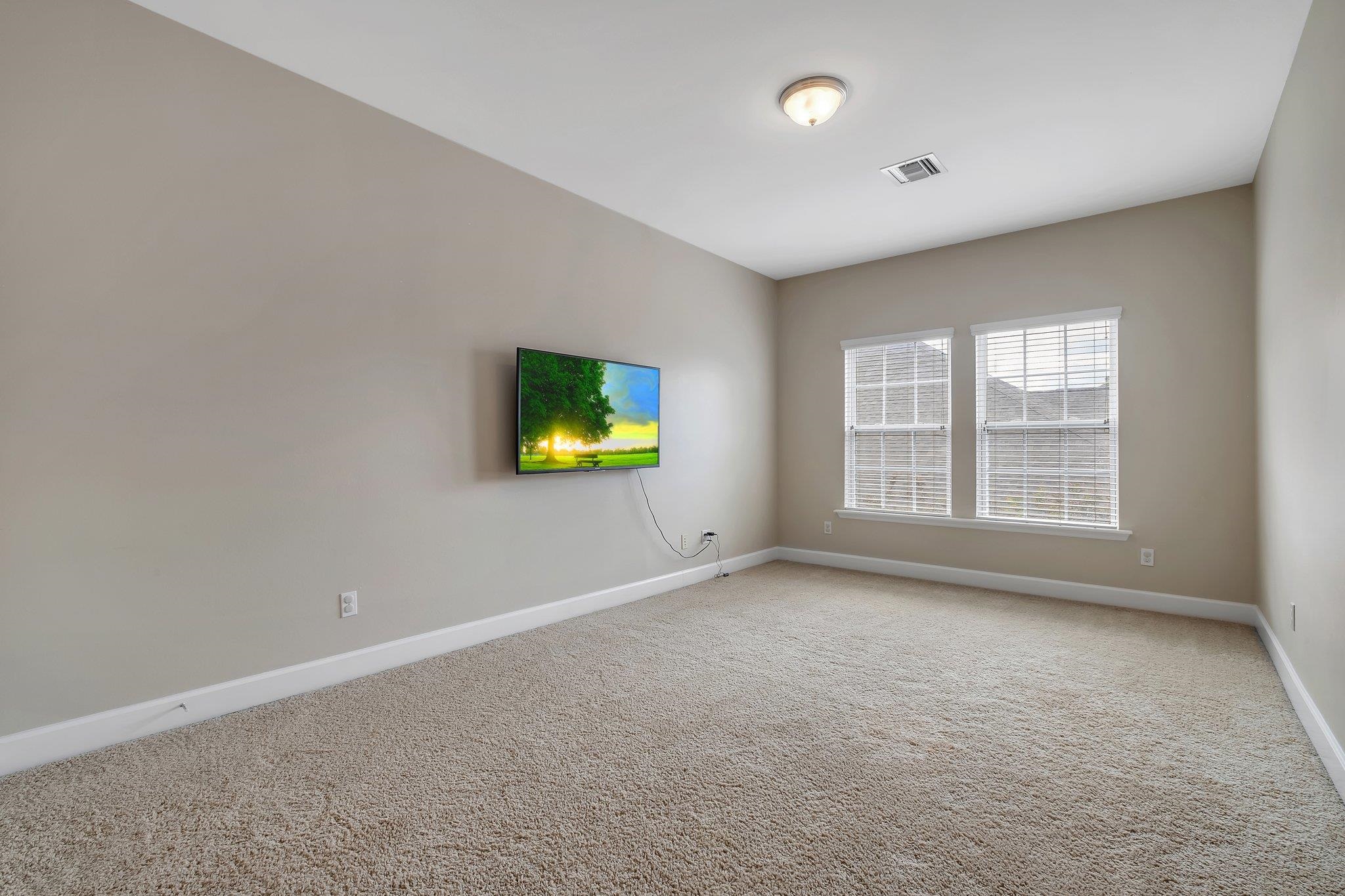 2413 Goldenrod Way
