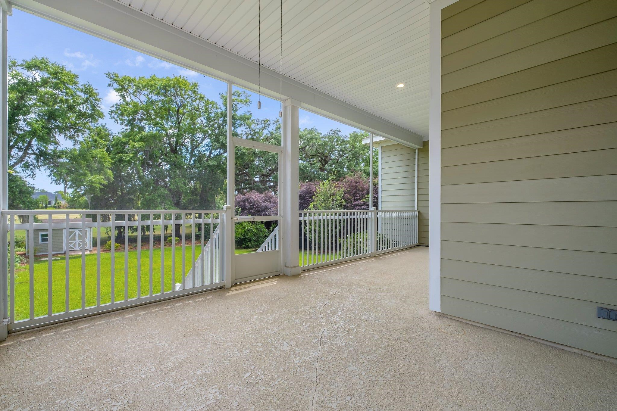 2413 Goldenrod Way