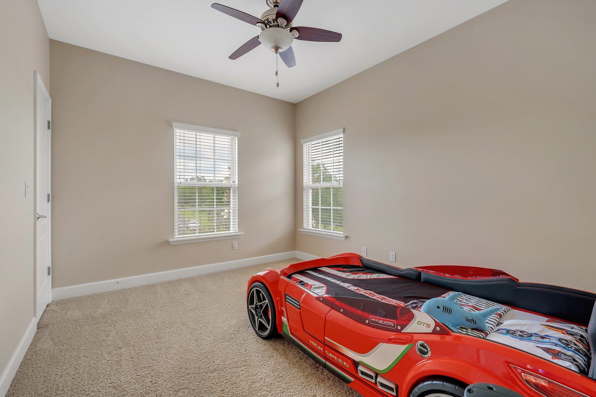 2413 Goldenrod Way