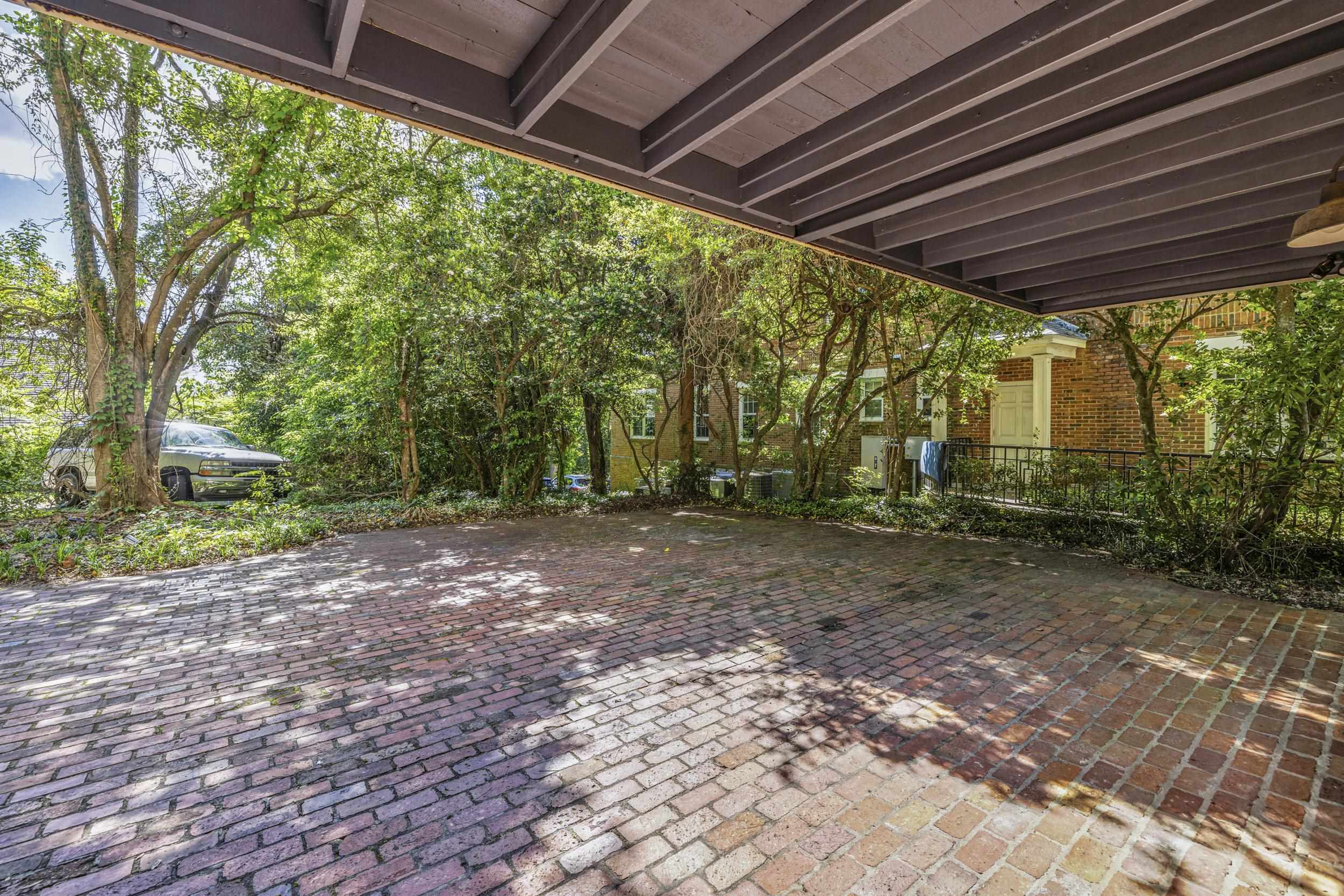 111-B S Gadsden Street Unit: 2
