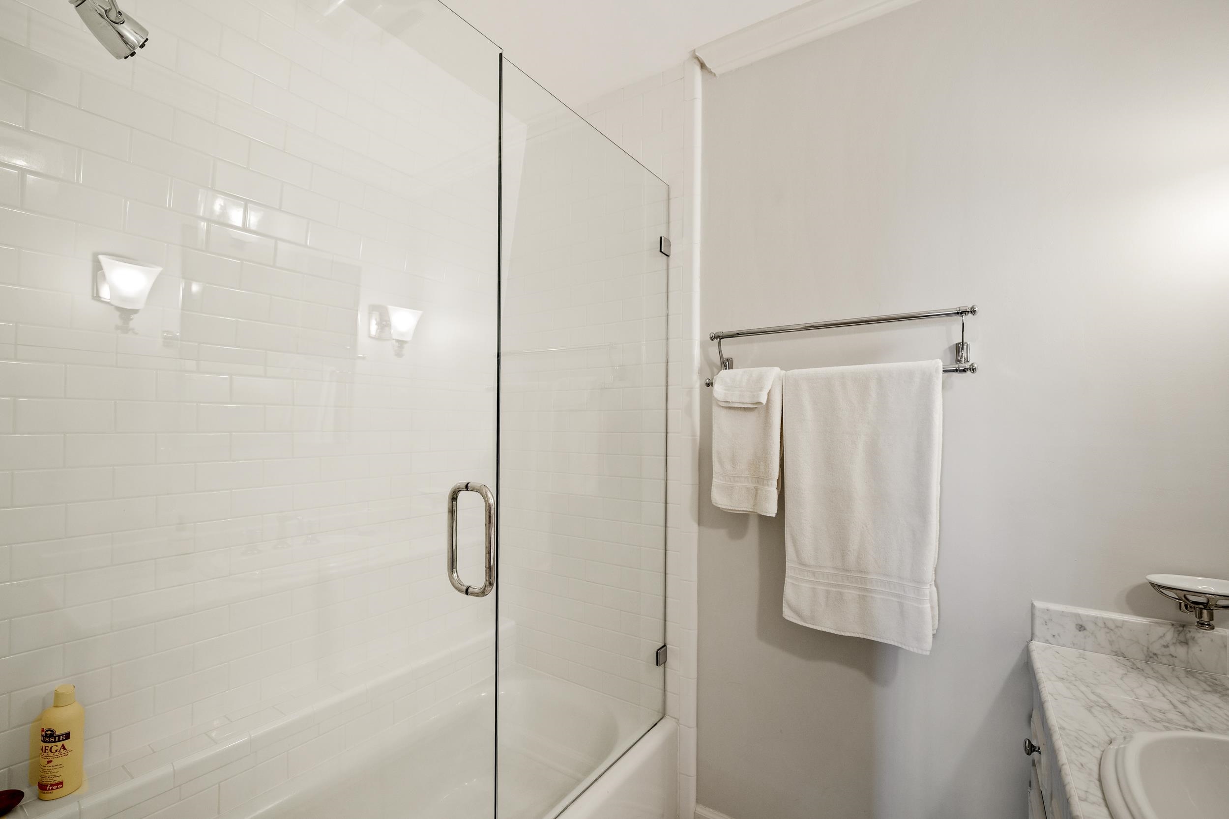 111-B S Gadsden Street Unit: 2