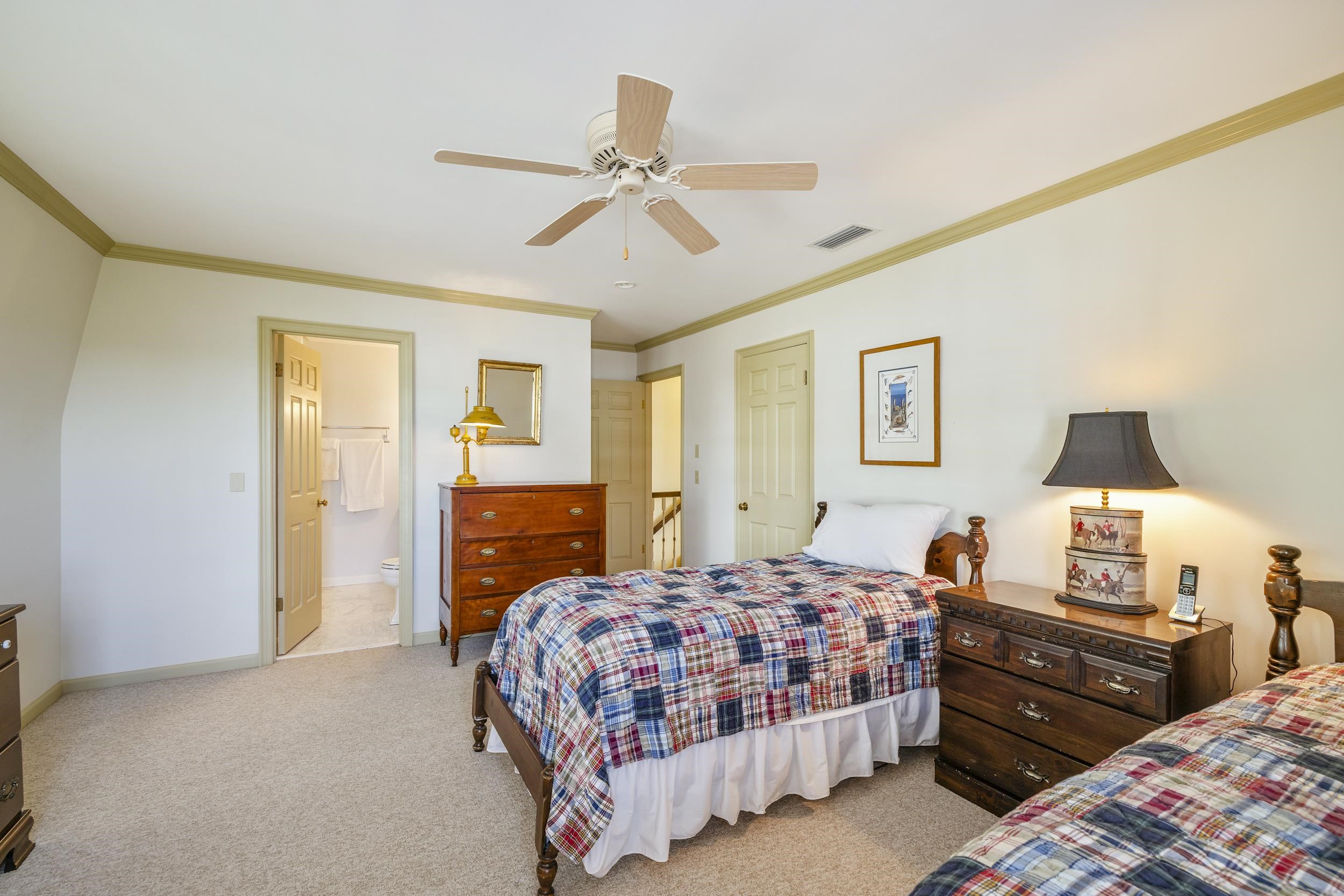 111-B S Gadsden Street Unit: 2