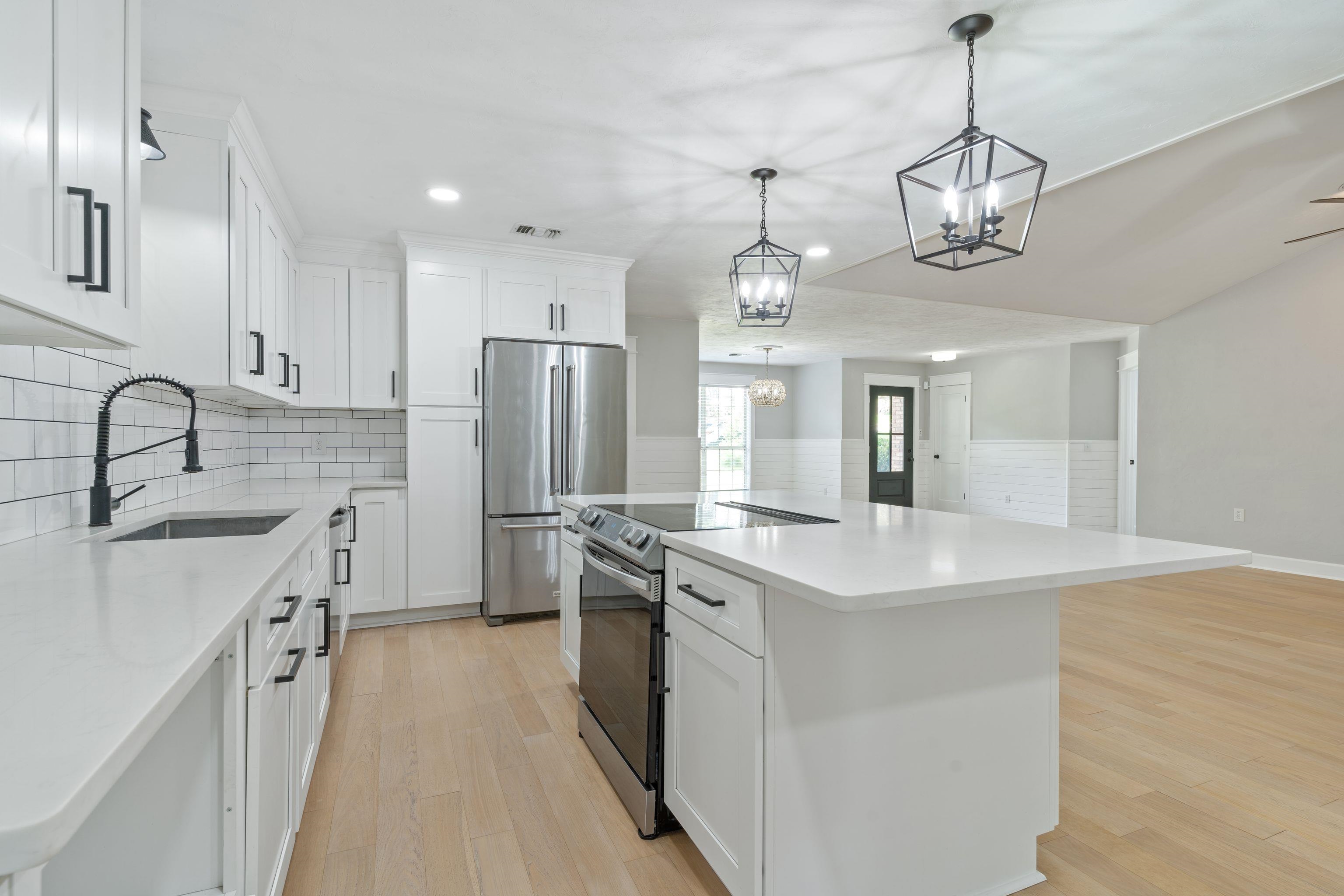 3585 Gardenview Way
