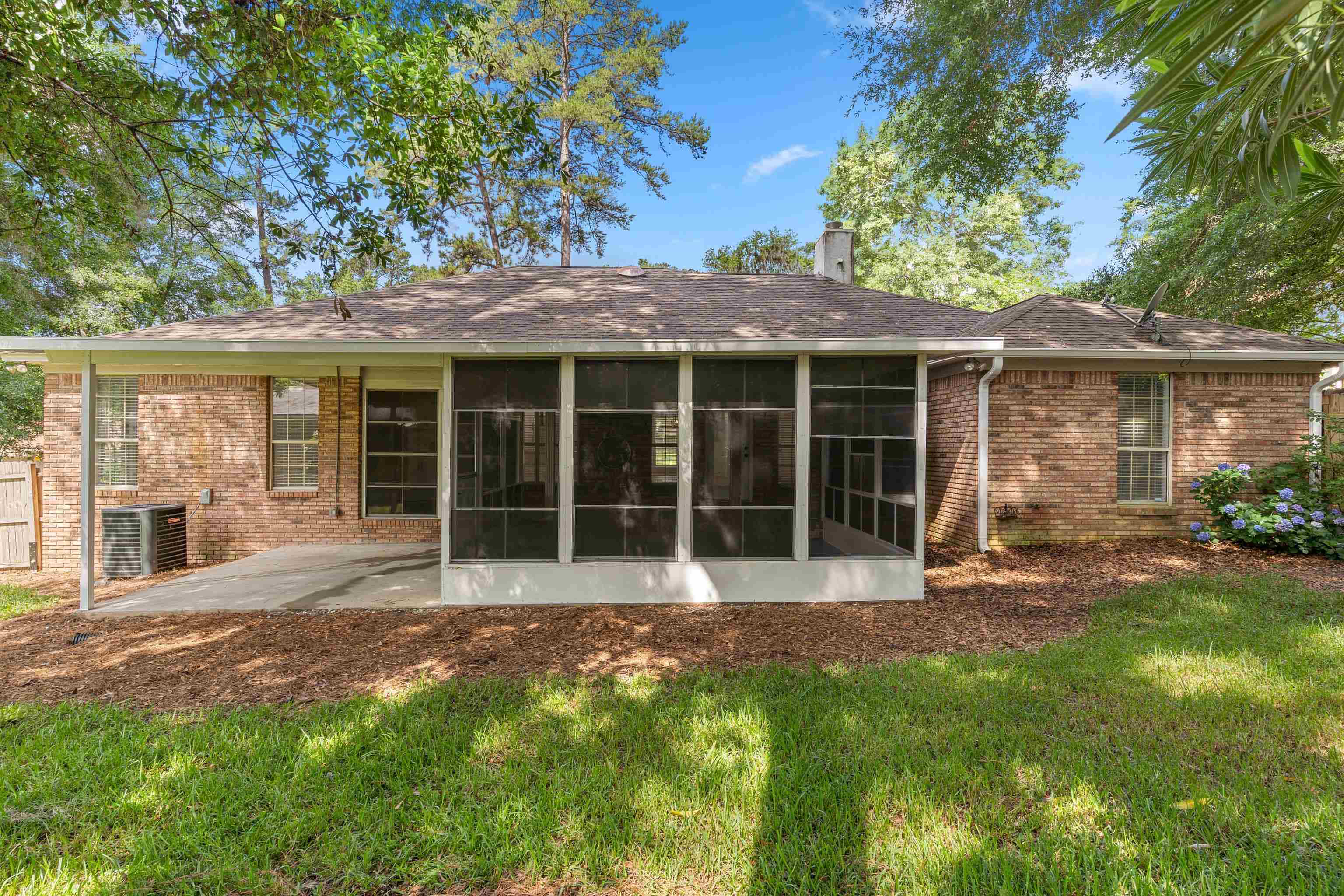 3585 Gardenview Way