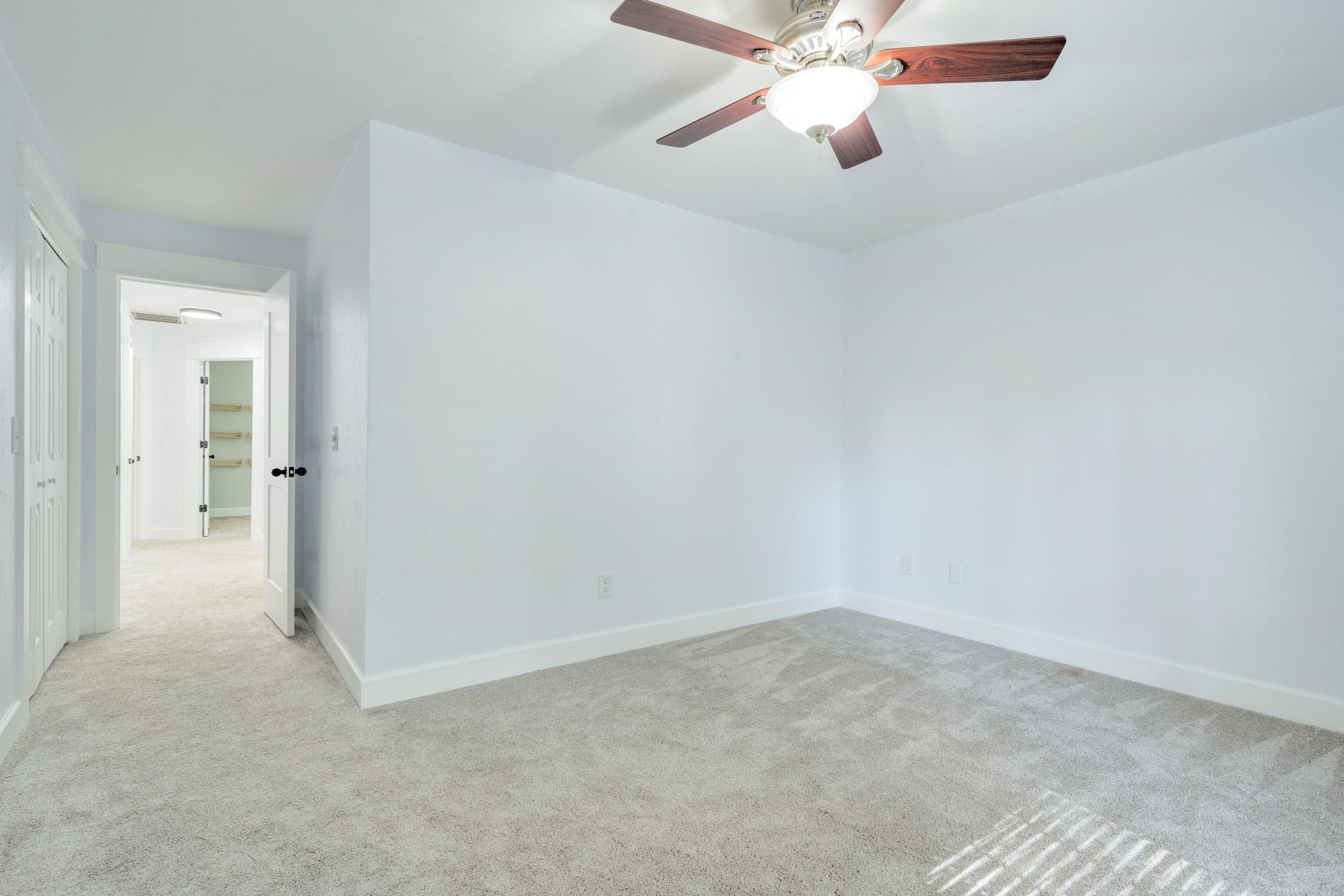 3585 Gardenview Way