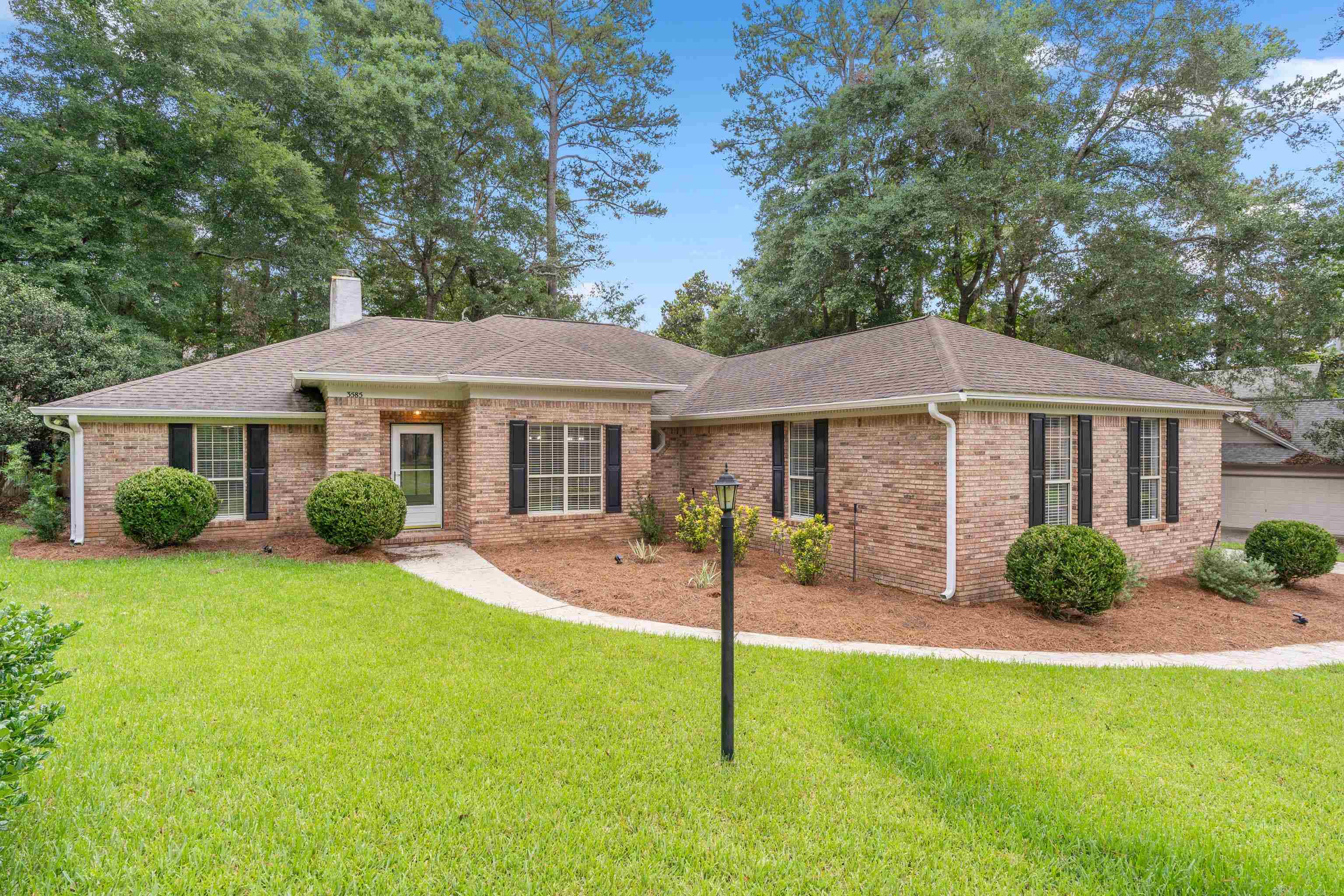 3585 Gardenview Way