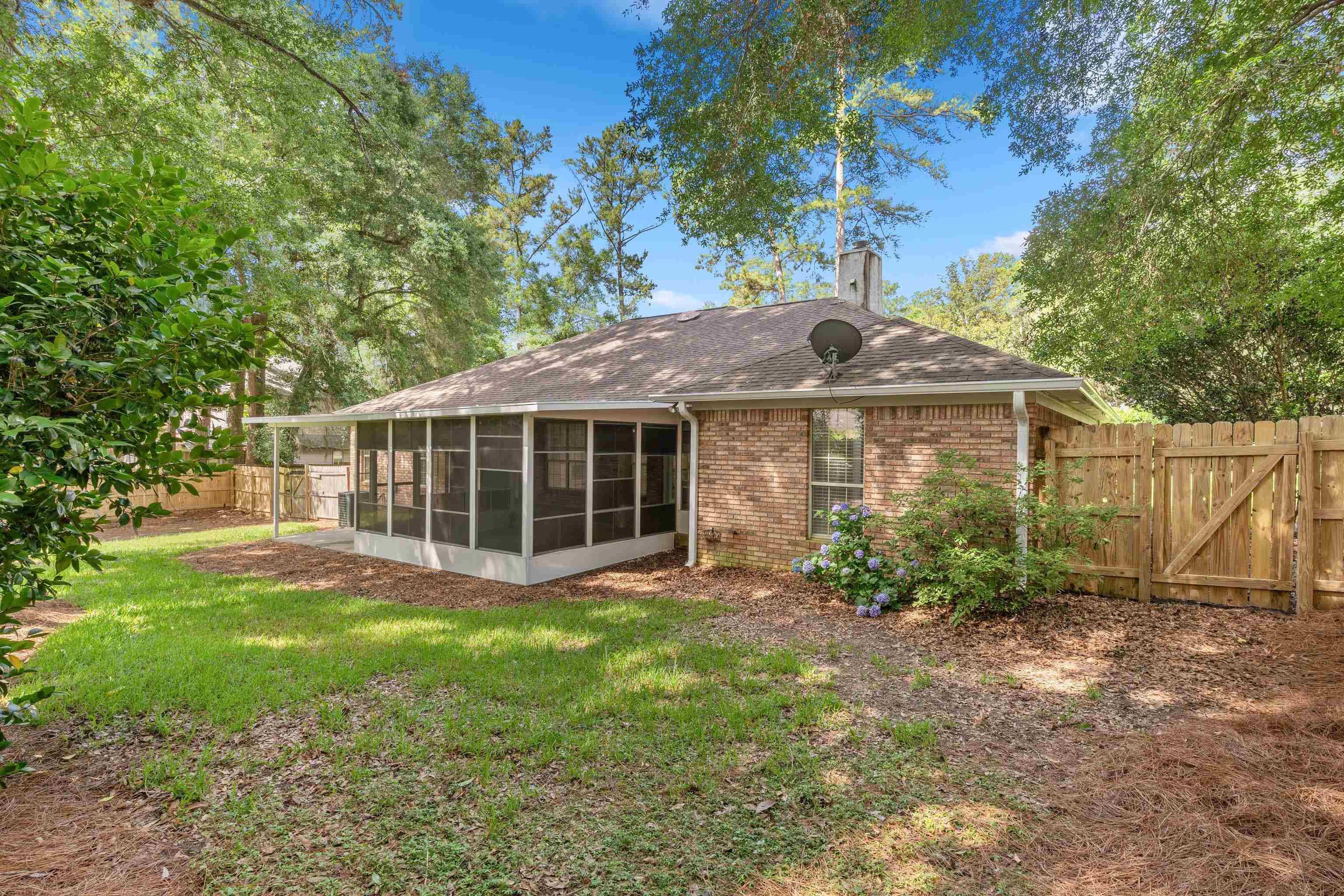 3585 Gardenview Way
