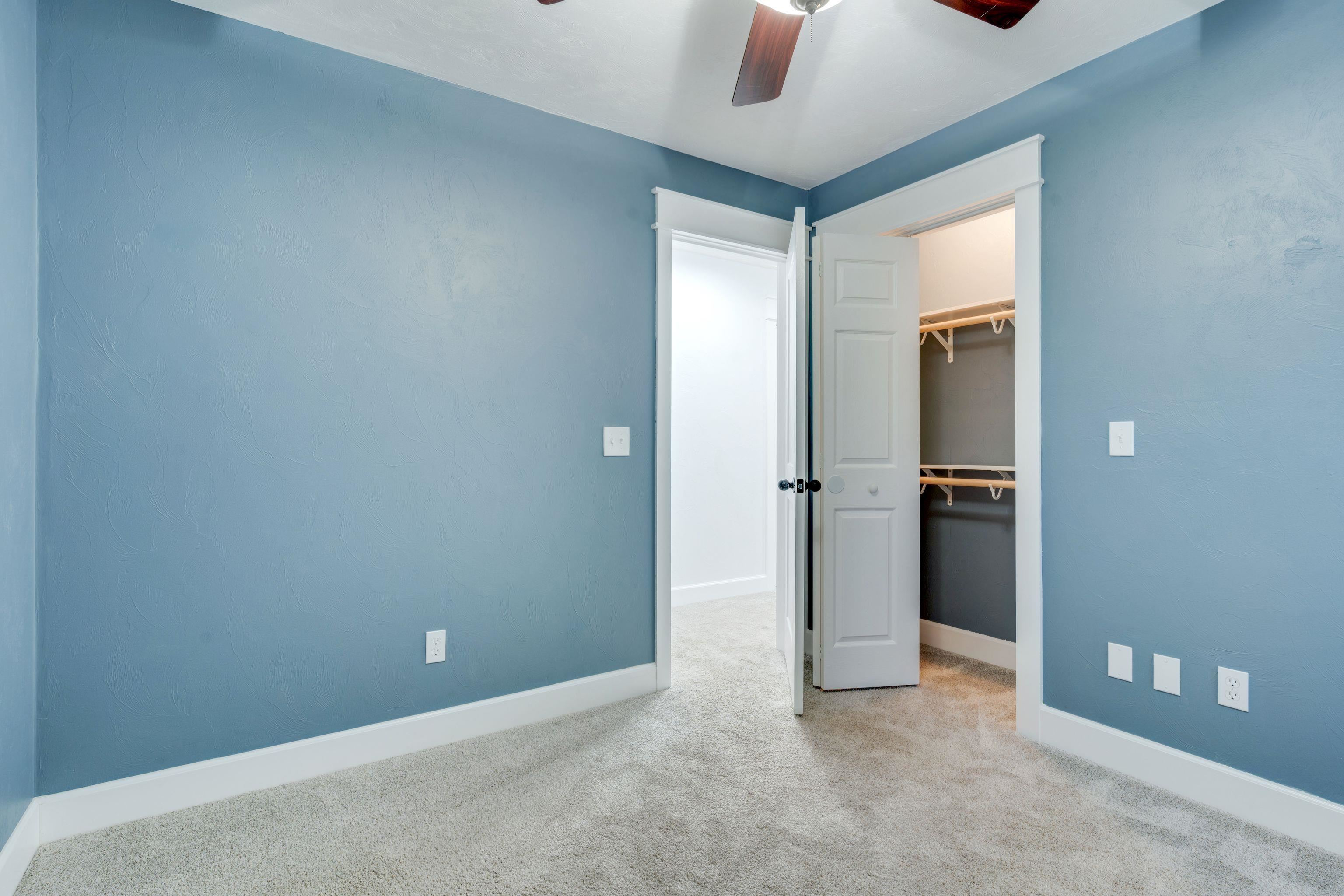 3585 Gardenview Way