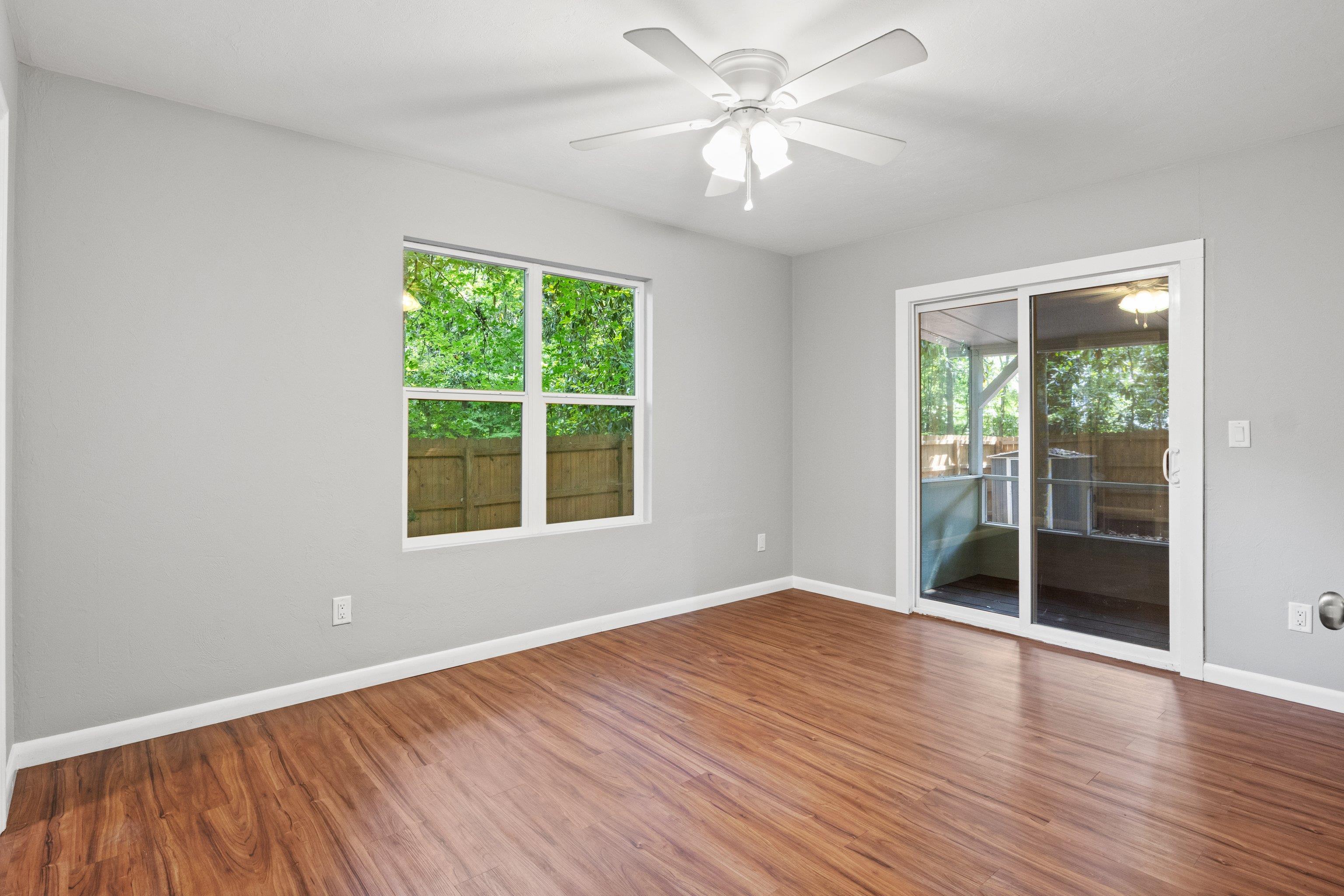 216 Parkbrook Circle