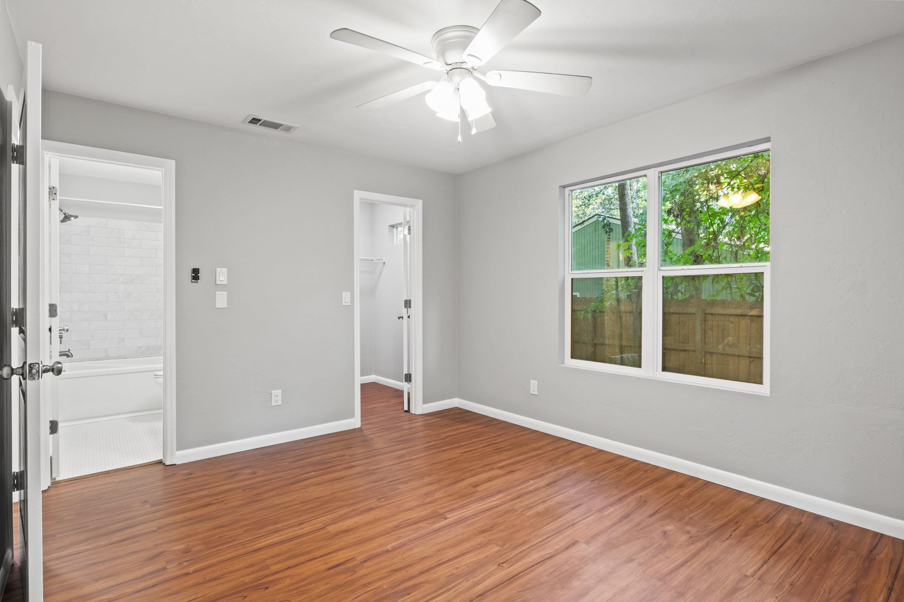 216 Parkbrook Circle