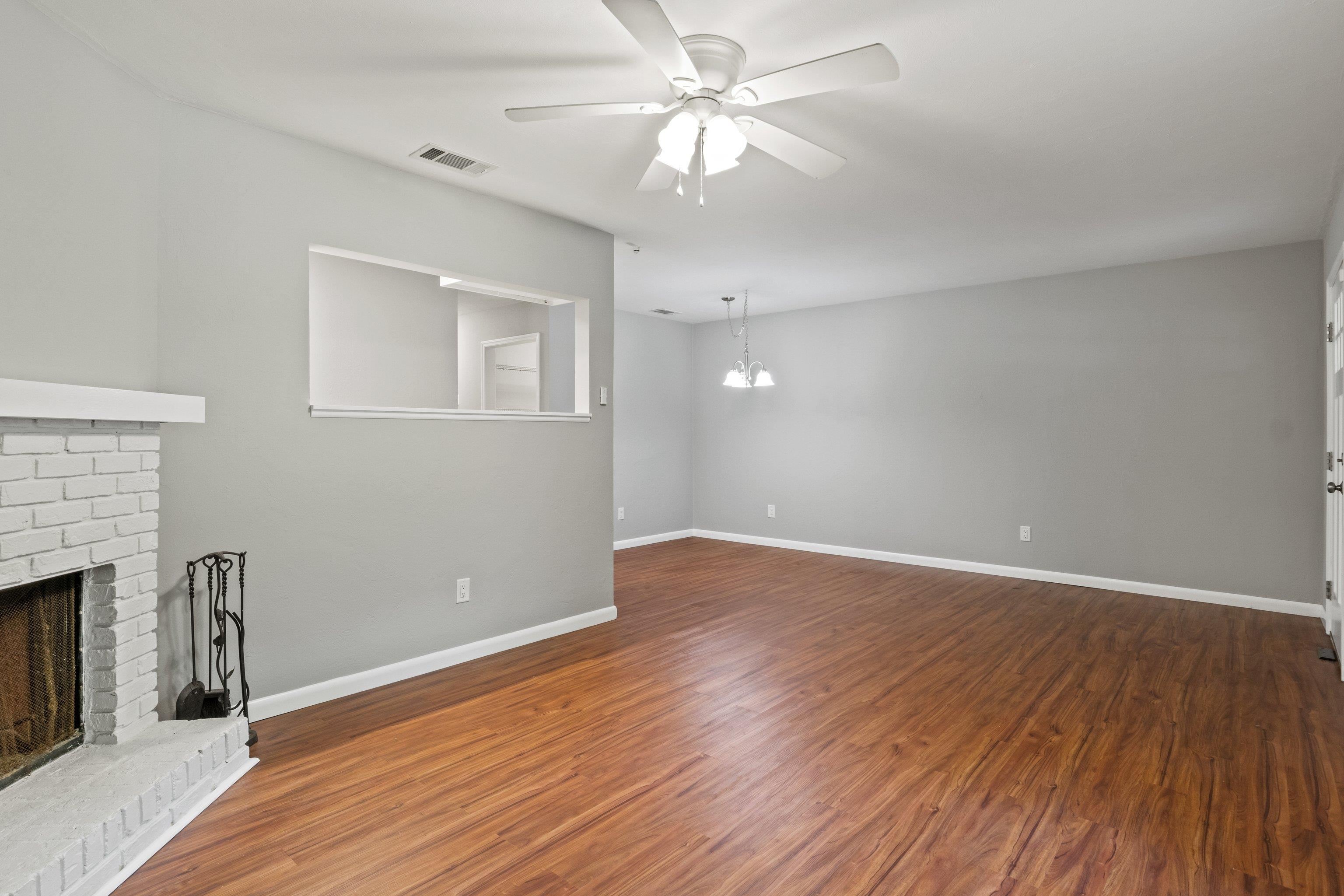 216 Parkbrook Circle