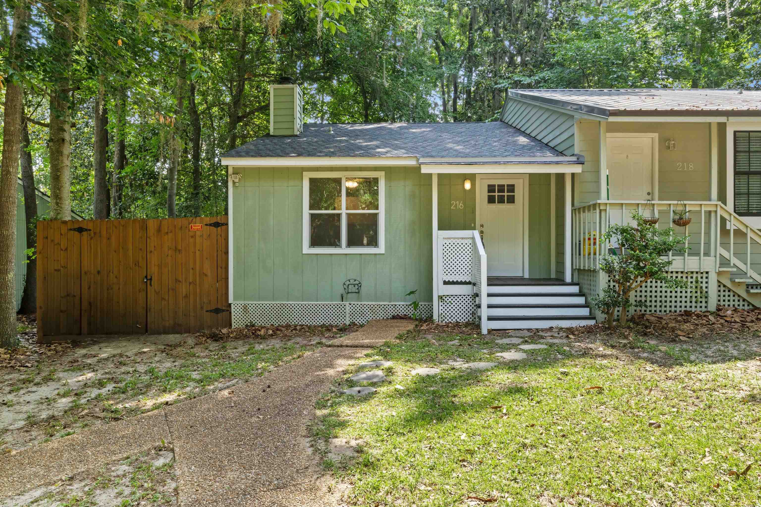 216 Parkbrook Circle