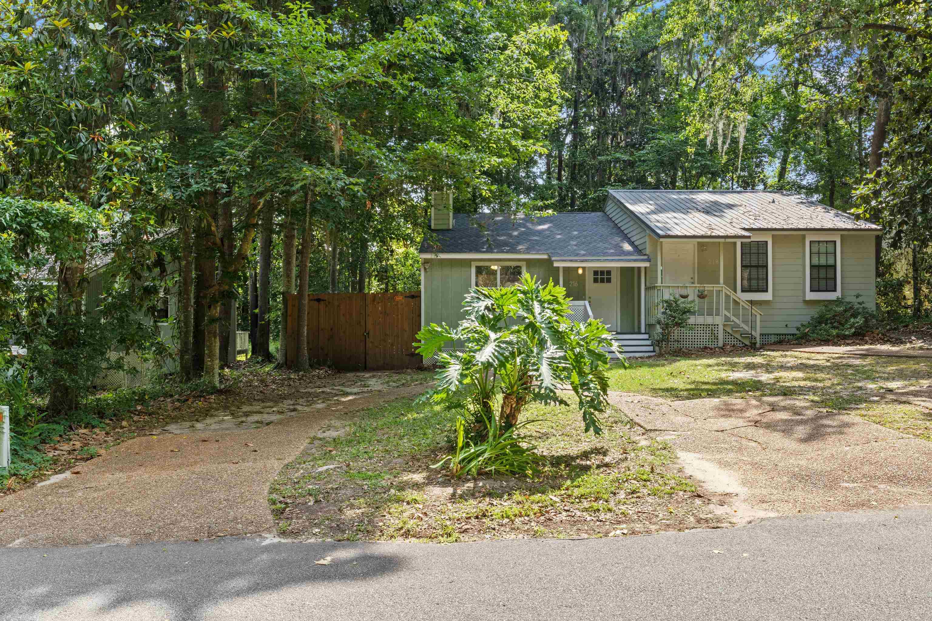 216 Parkbrook Circle