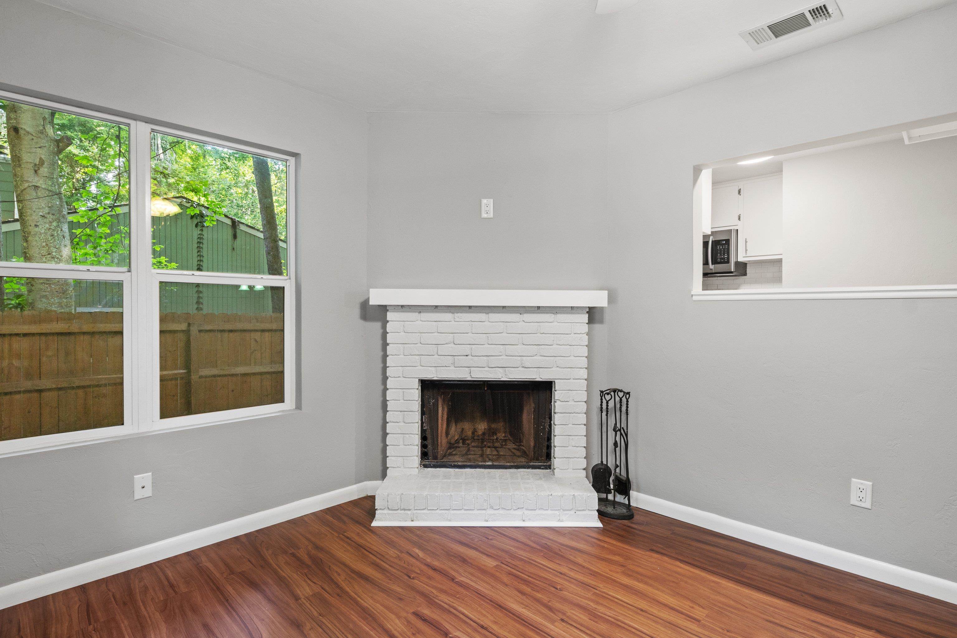 216 Parkbrook Circle