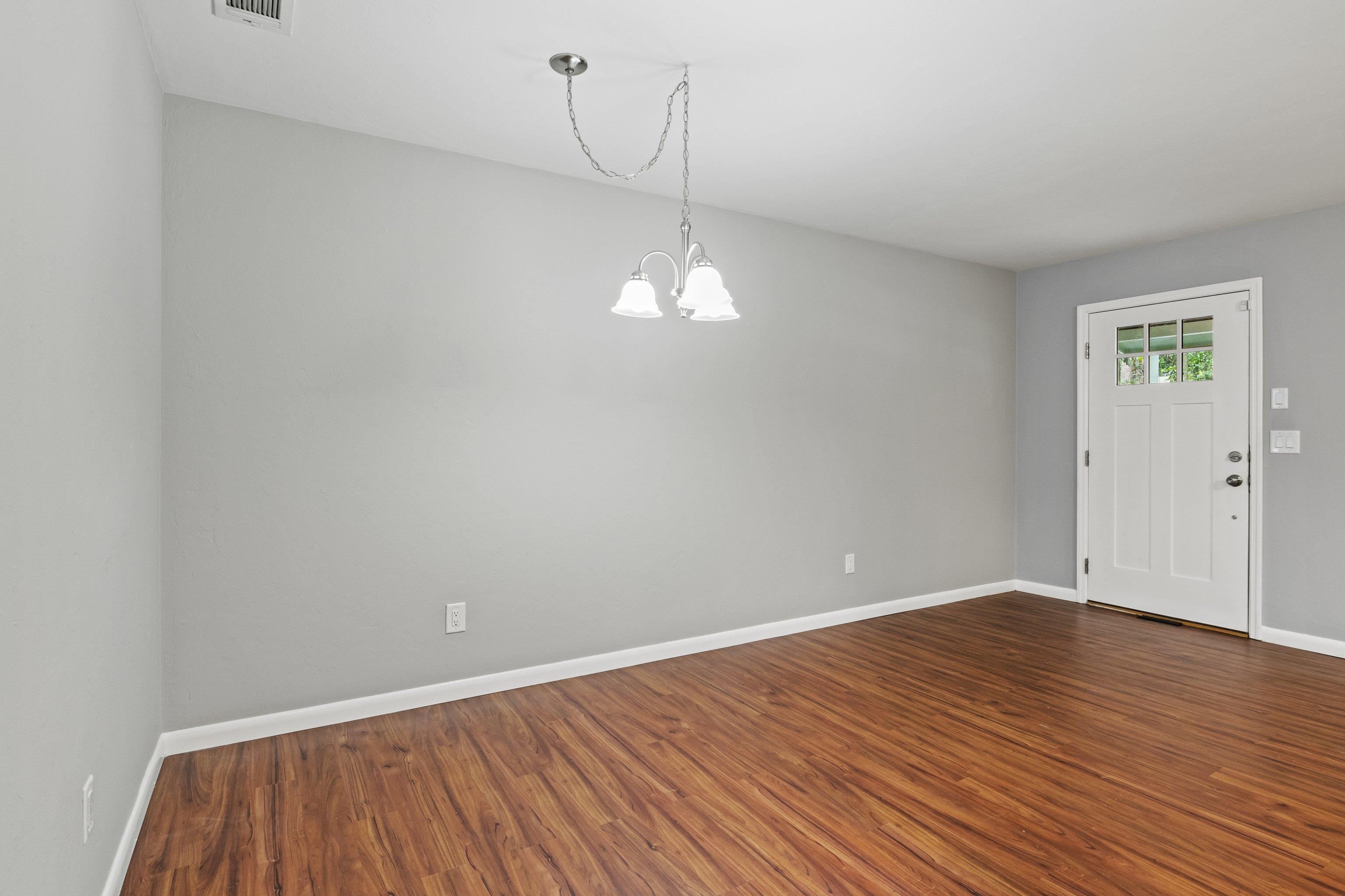216 Parkbrook Circle