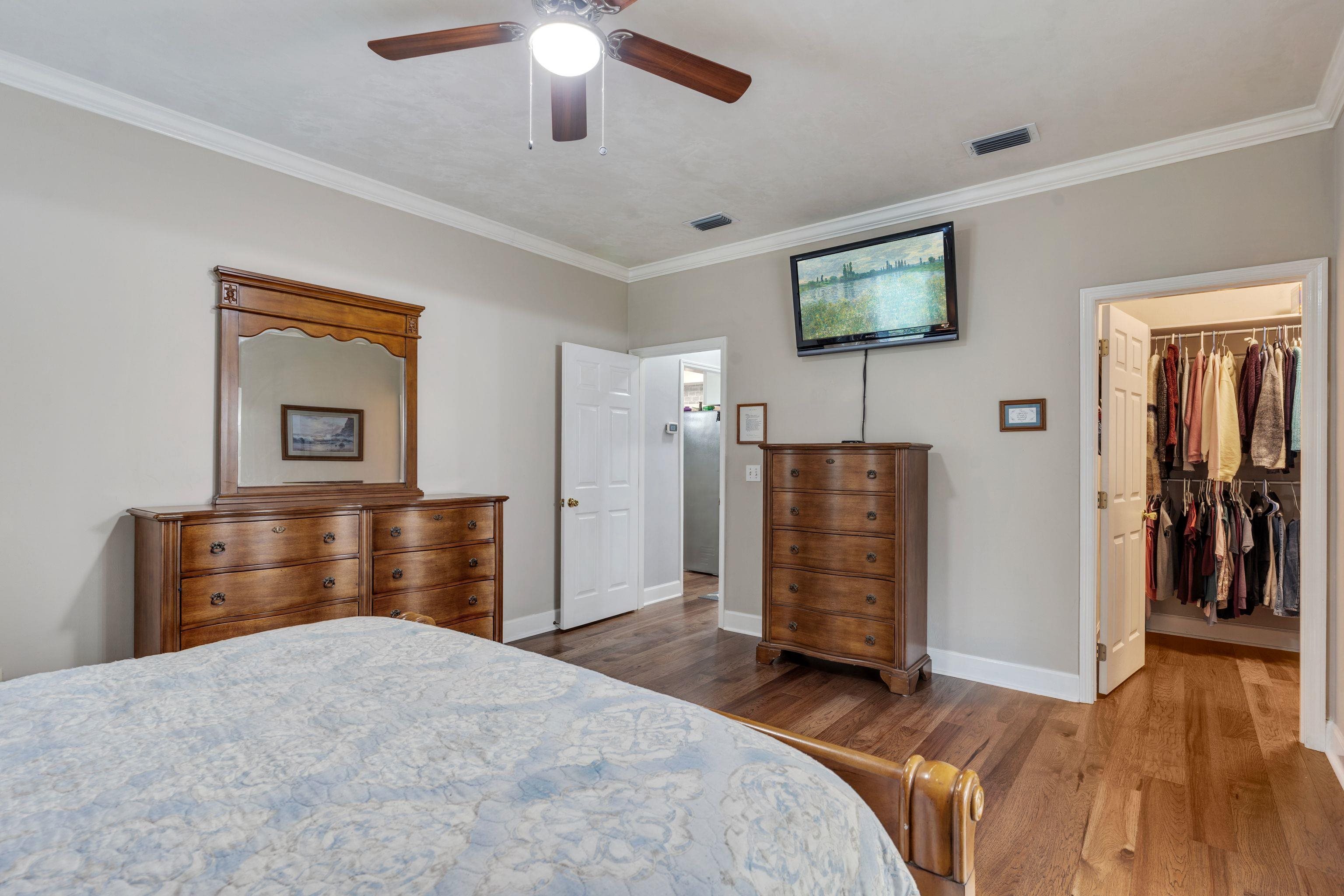 438 Meadow Ridge Drive