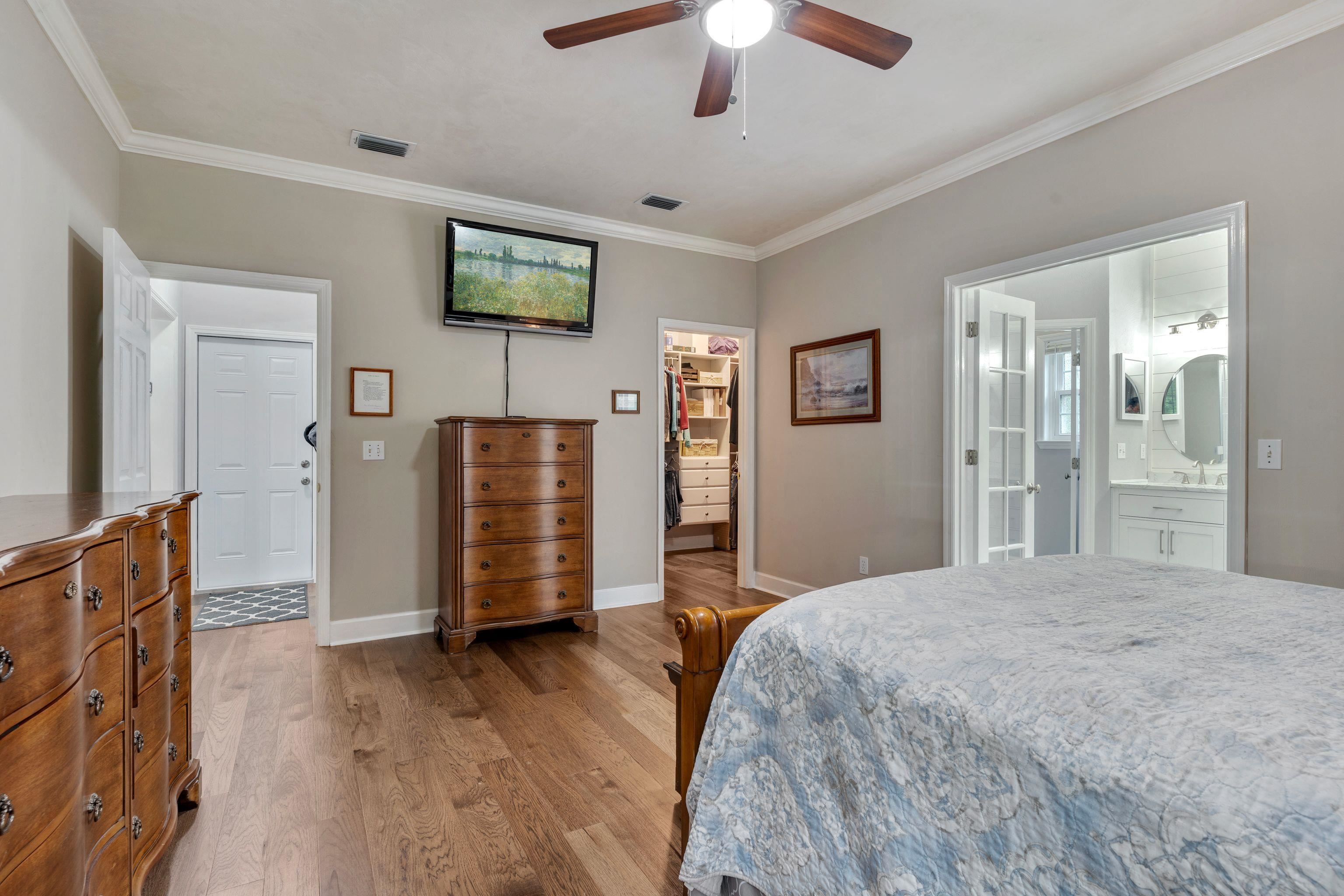 438 Meadow Ridge Drive