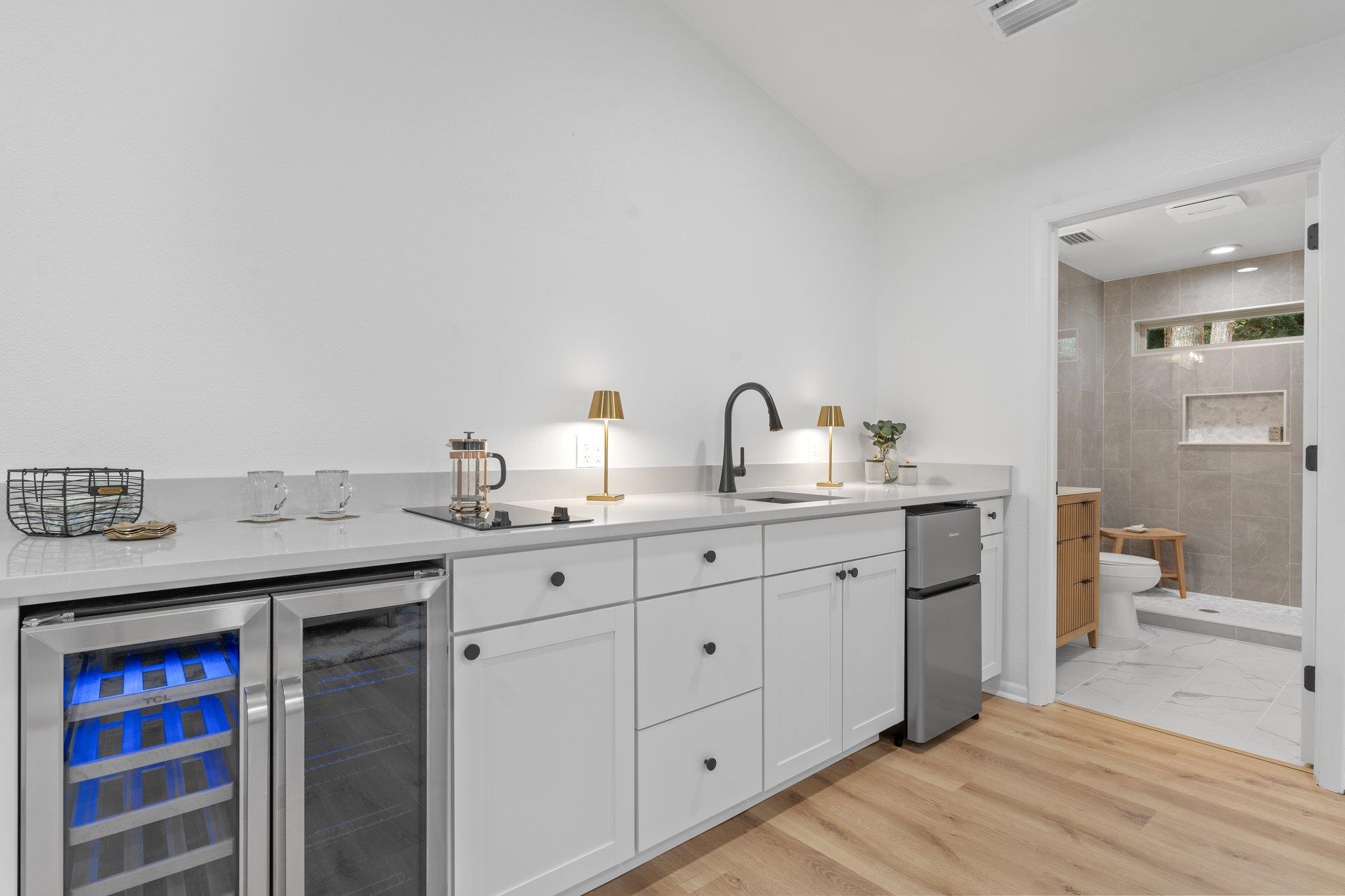 3744 Lifford Circle