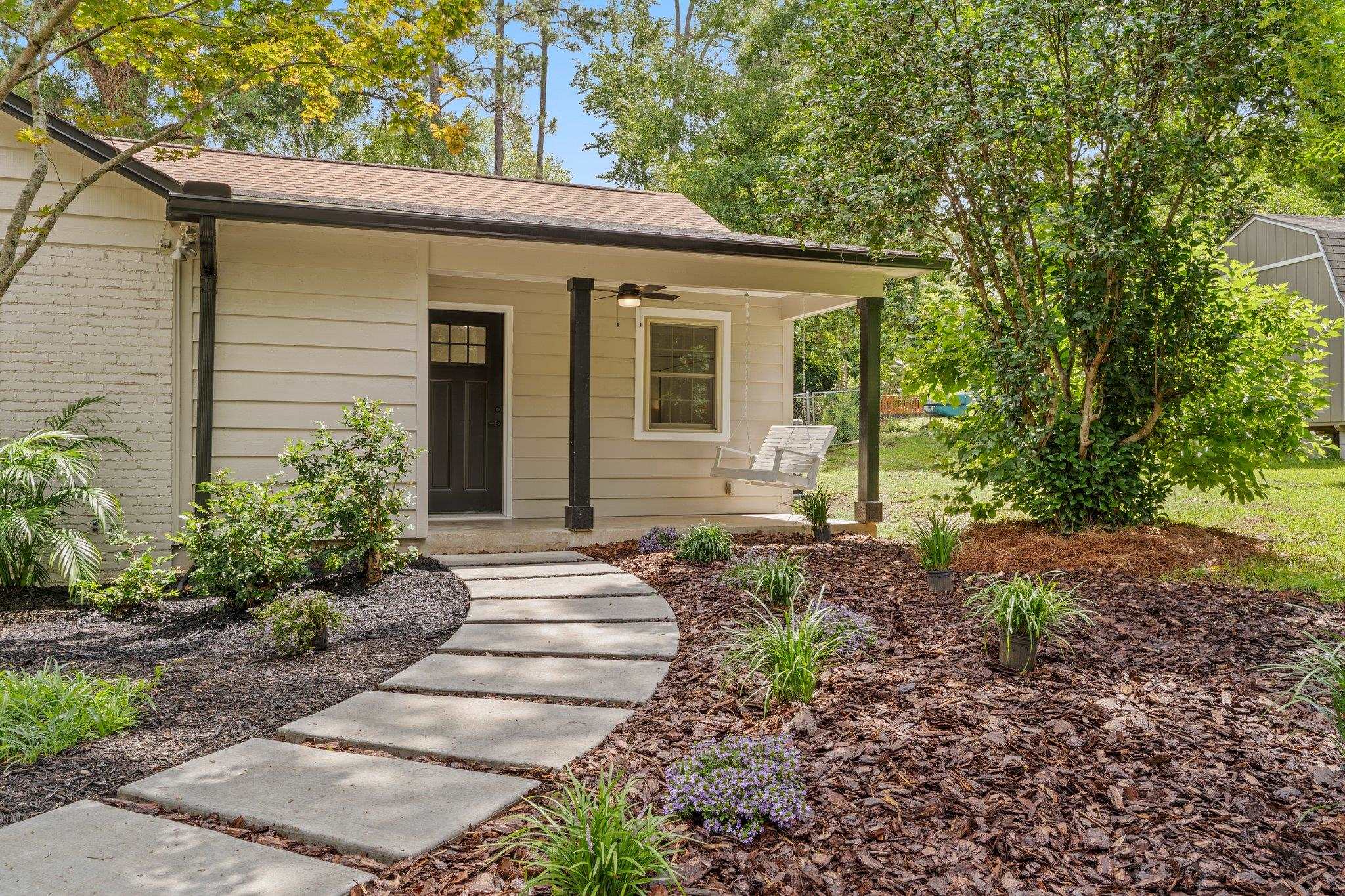 3744 Lifford Circle