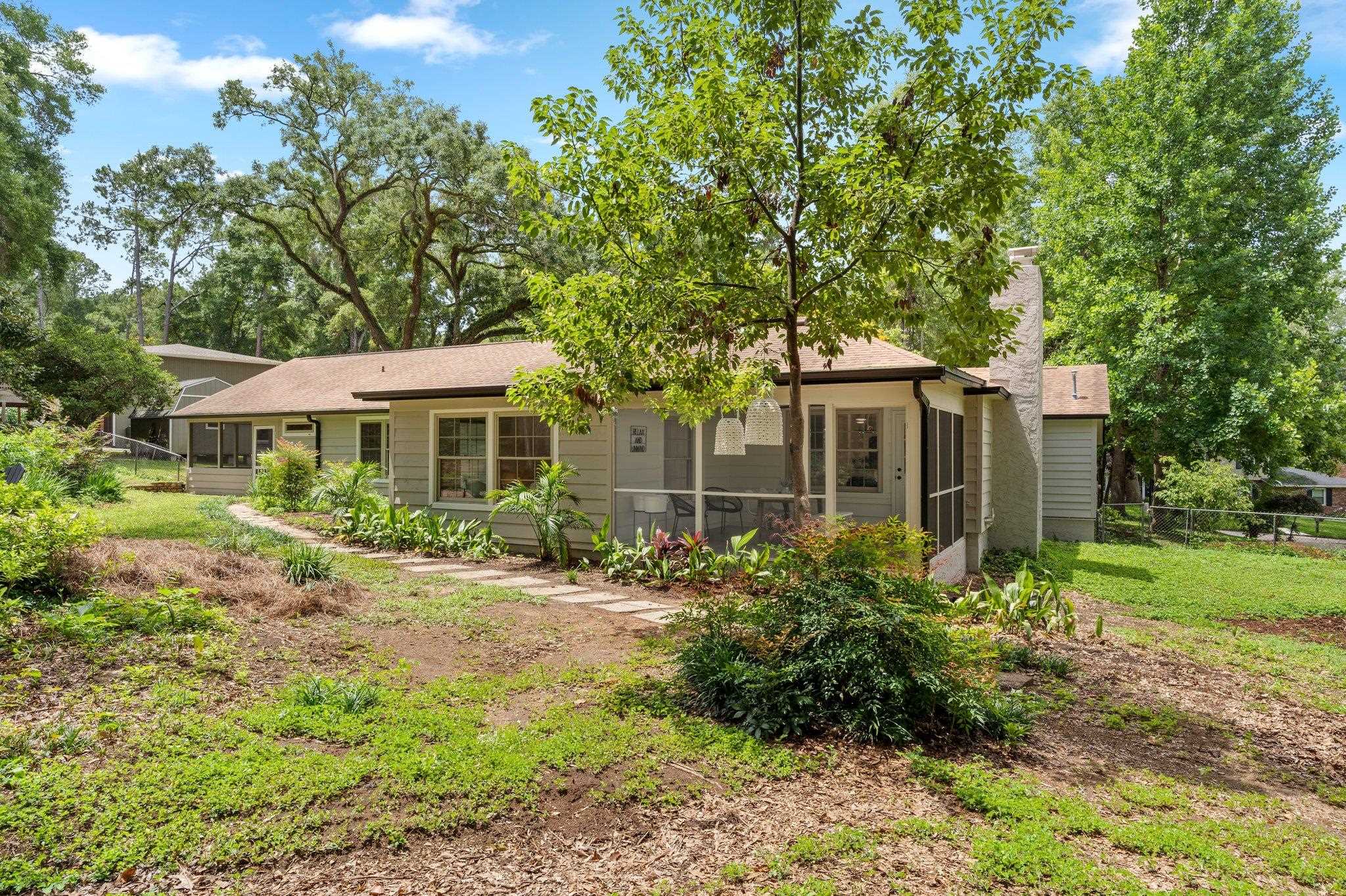 3744 Lifford Circle