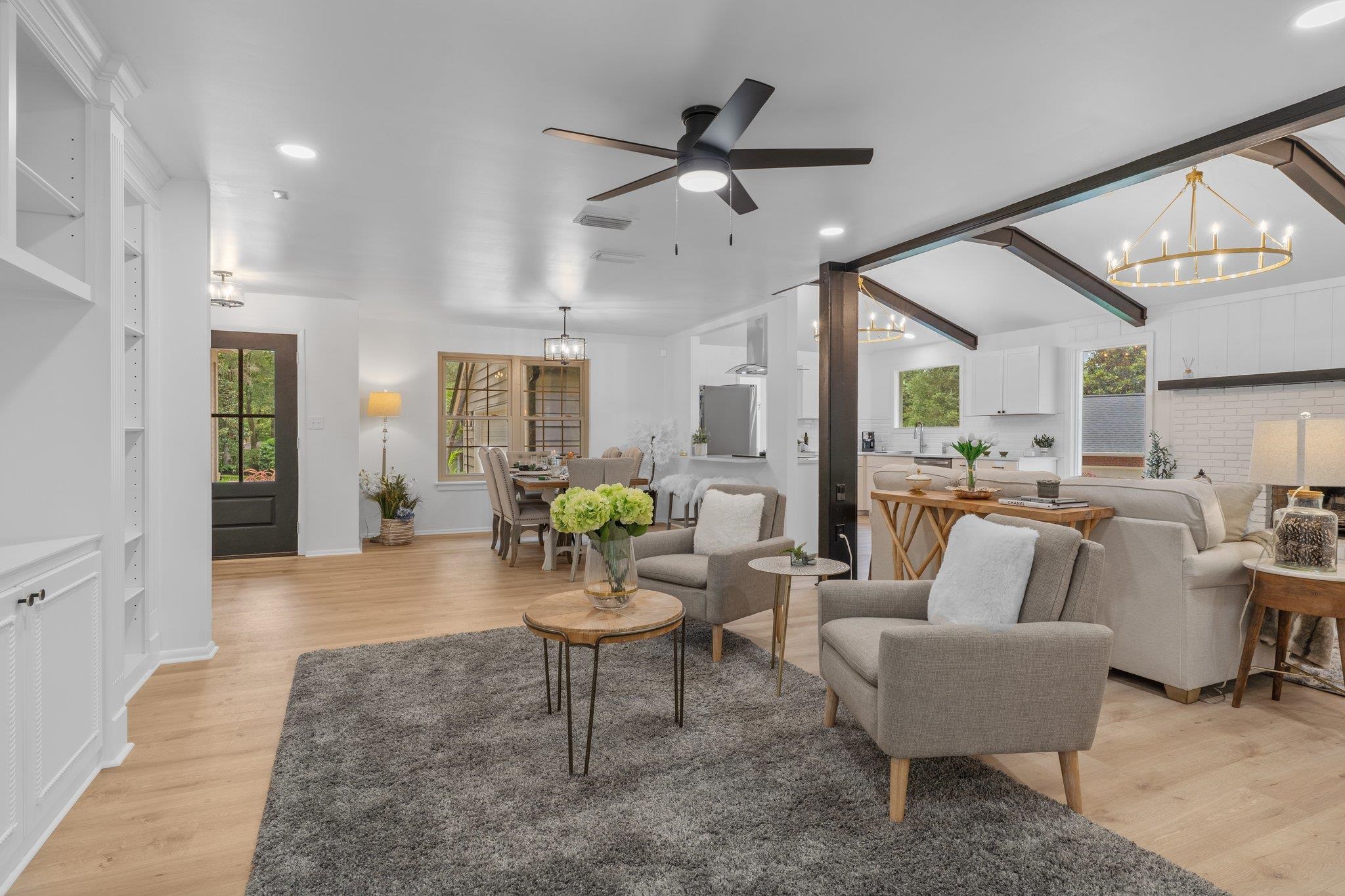 3744 Lifford Circle