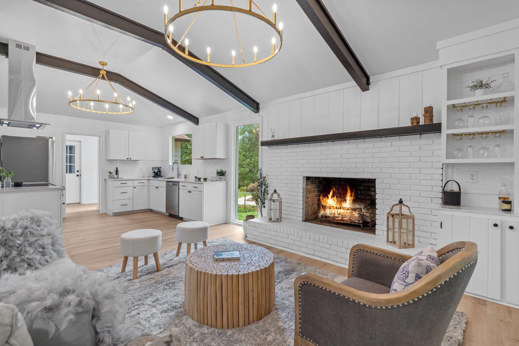 3744 Lifford Circle