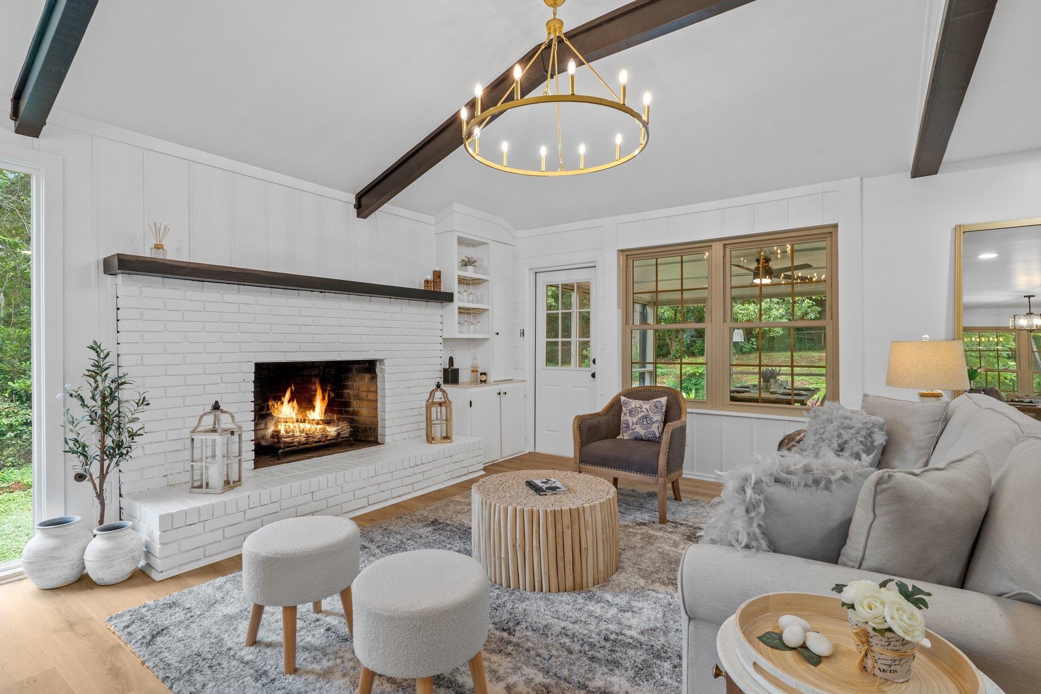 3744 Lifford Circle