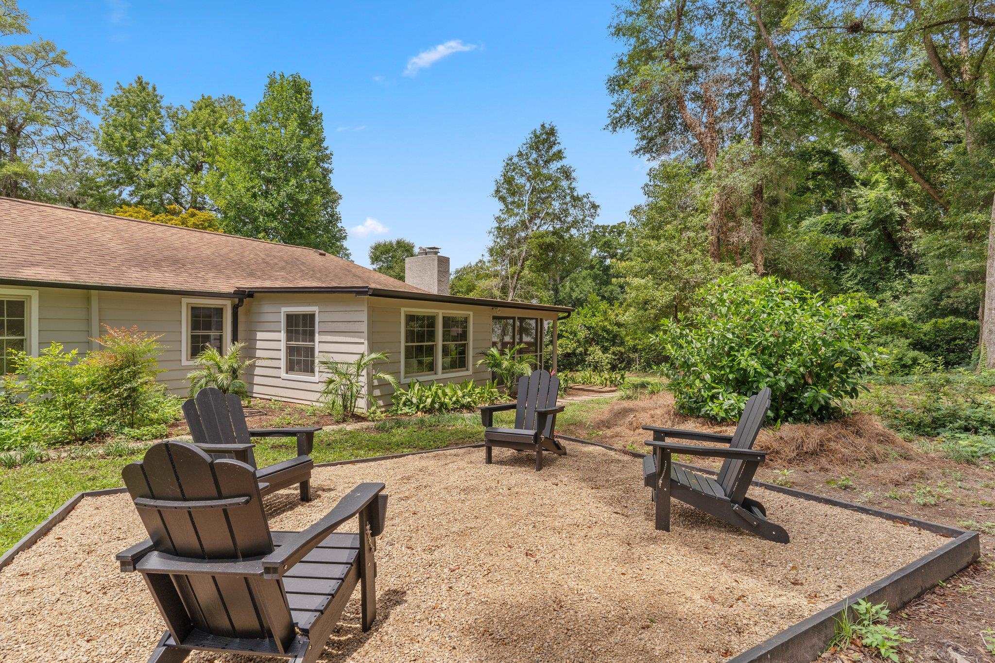 3744 Lifford Circle