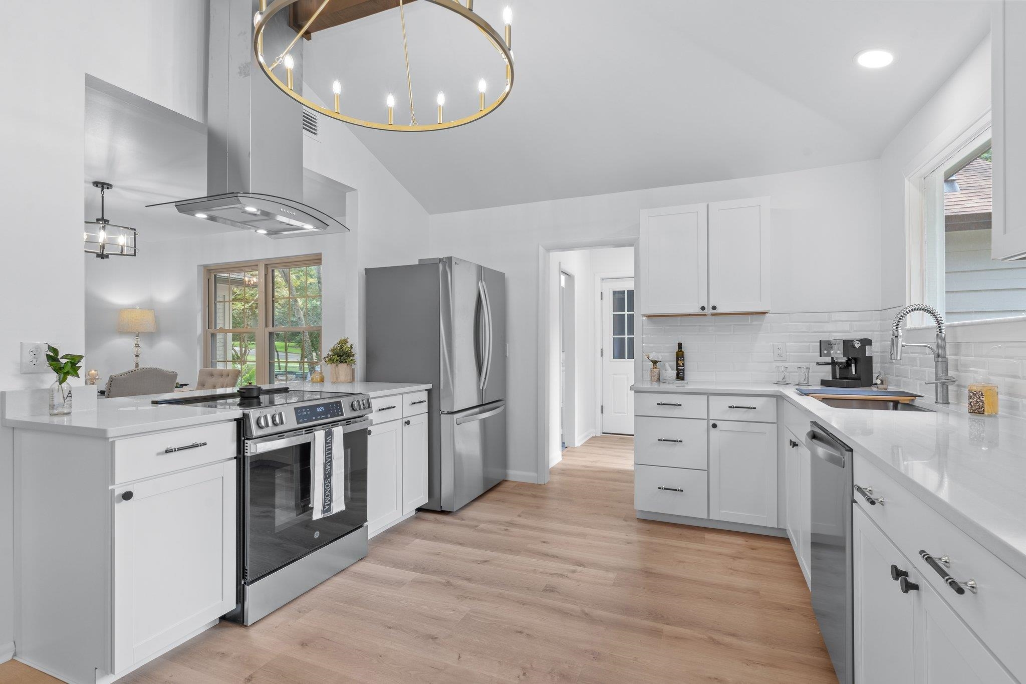 3744 Lifford Circle